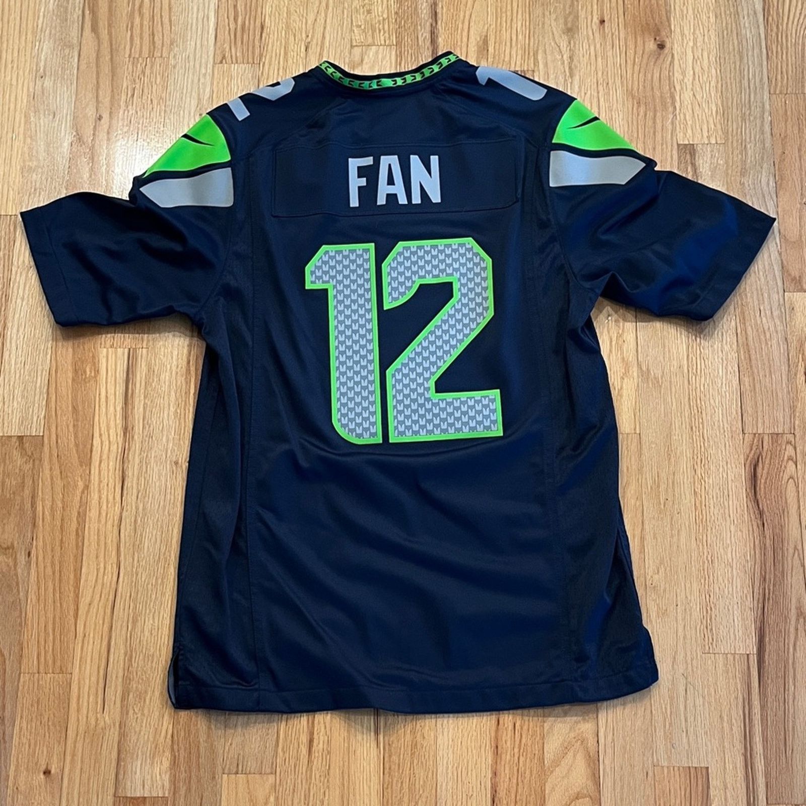 Nike Men’s Nike Seattle Seahawks Navy 12th Man Jersey, medium Size US M / EU 48-50 / 2 - 7 Thumbnail