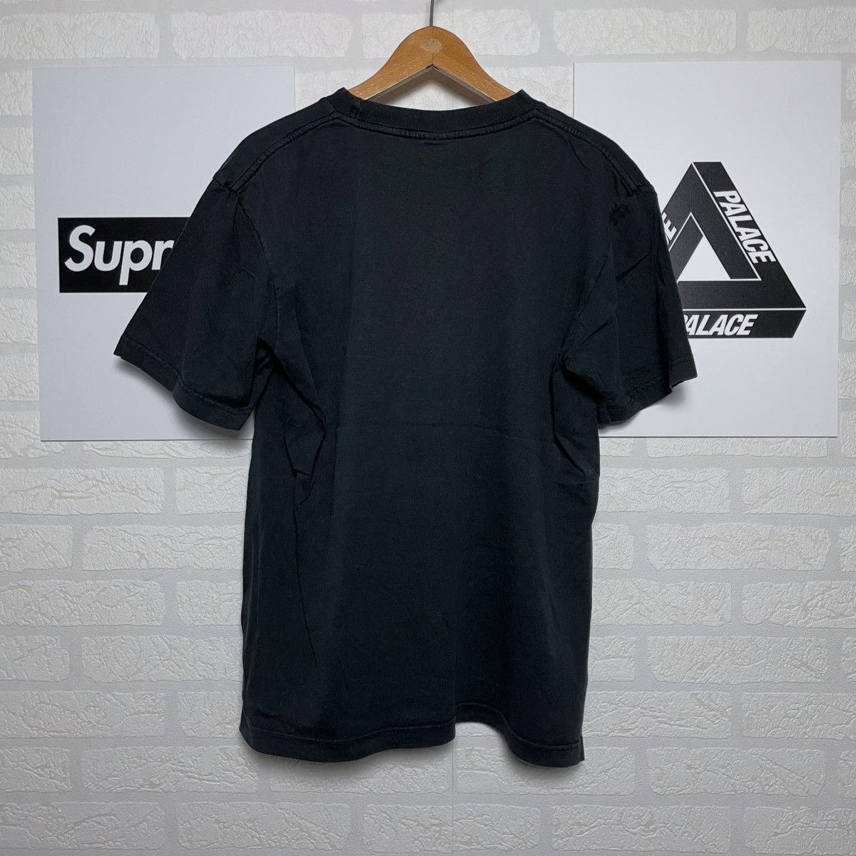 Hard Rock Cafe Vintage Singapore Greyscale Tee t-shirt 90s Size US M / EU 48-50 / 2 - 2 Thumbnail