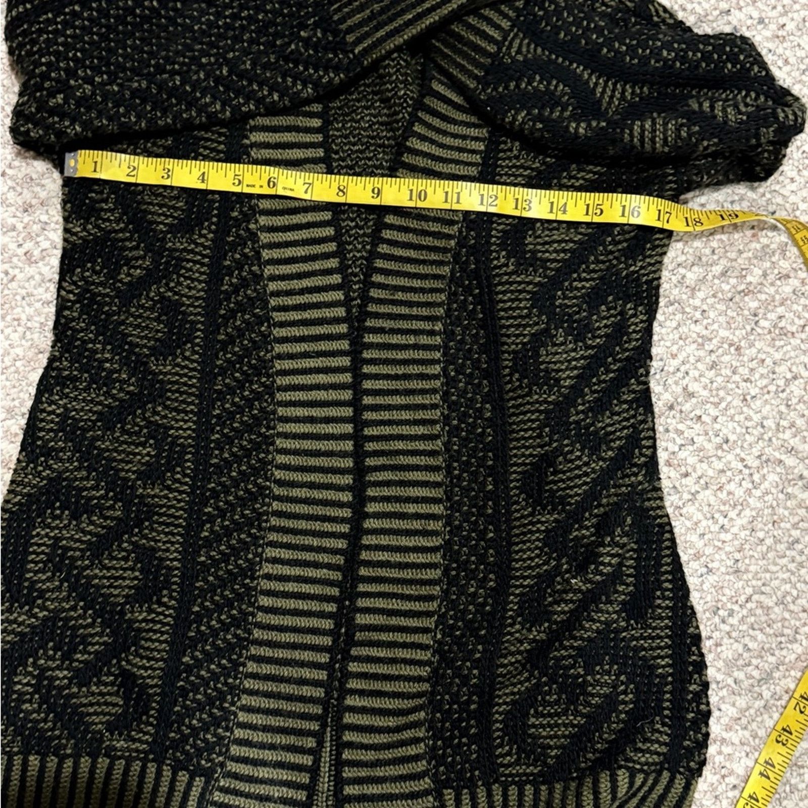 Other Romeo + Juliet Couture Green & Black Knit Cardigan Sz Small Size S / US 4 / IT 40 - 6 Thumbnail