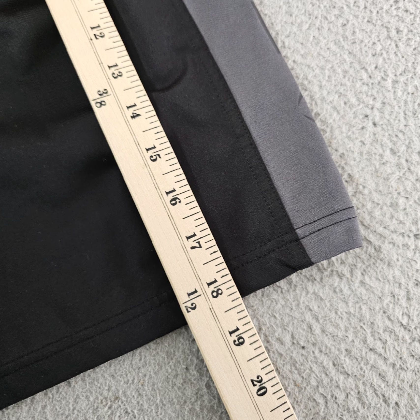 Vintage Hylete Shorts Mens Medium Black Gray Above Knee Zip Pocket Training Athletic Size US 31 - 6 Thumbnail