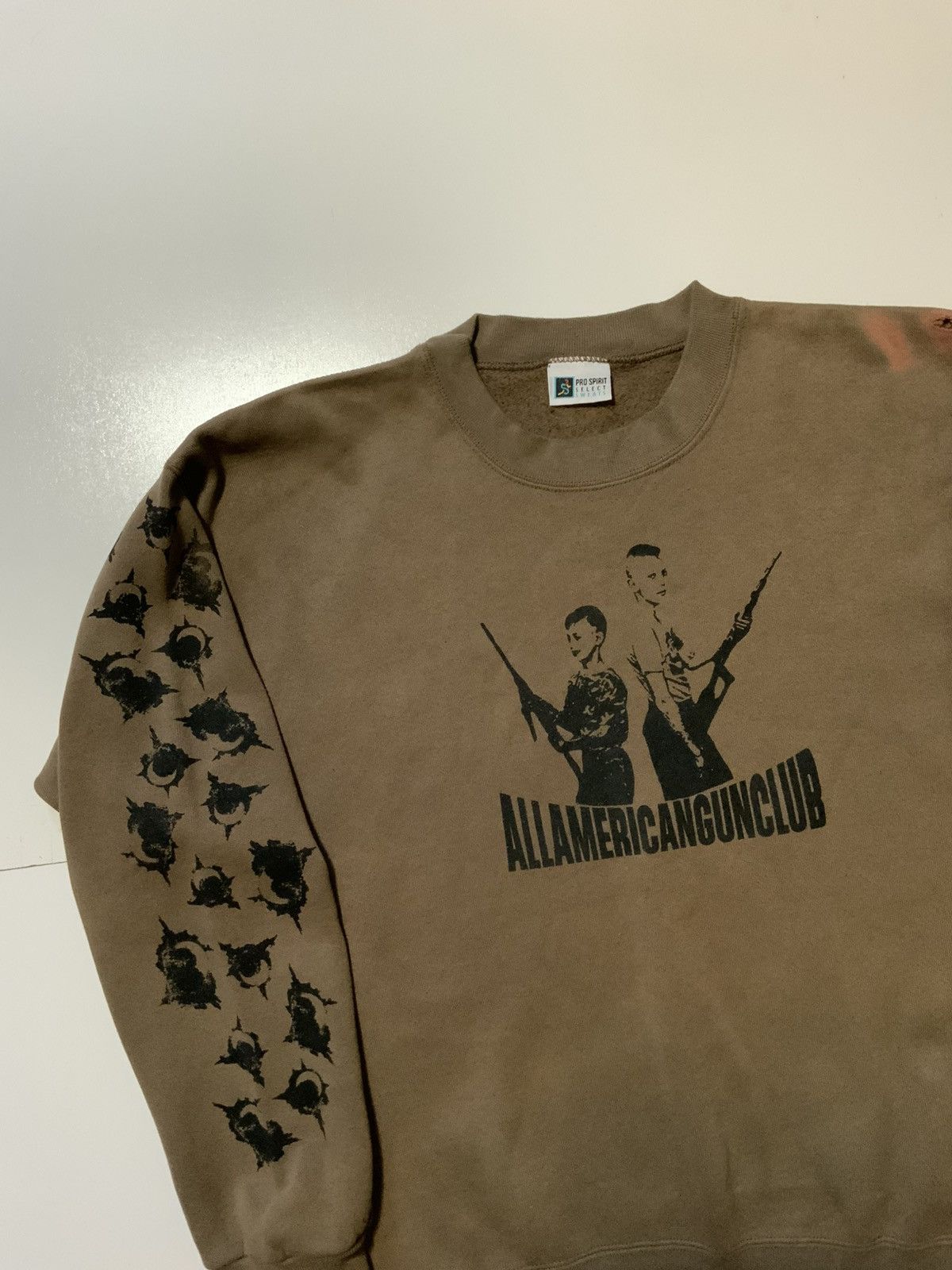 Other Vintage All American Gun Club Punk Grunge Bullet Sweatshirt Size US M / EU 48-50 / 2 - 3 Thumbnail