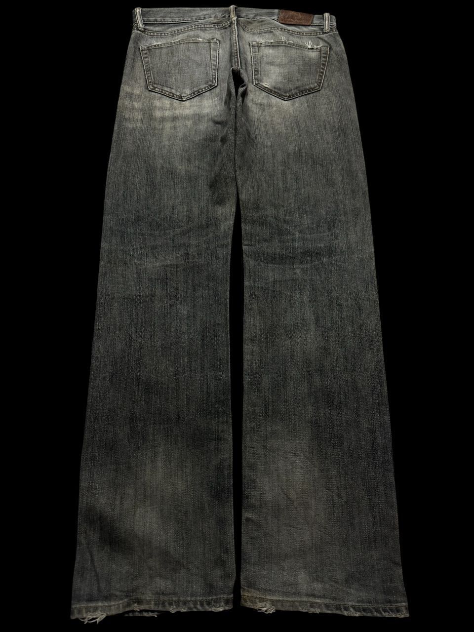 Uniqlo 💥Crazy Thrashed 90s Uniqlo Rusty Distressed Grunge Jeans Size US 33 - 2 Thumbnail