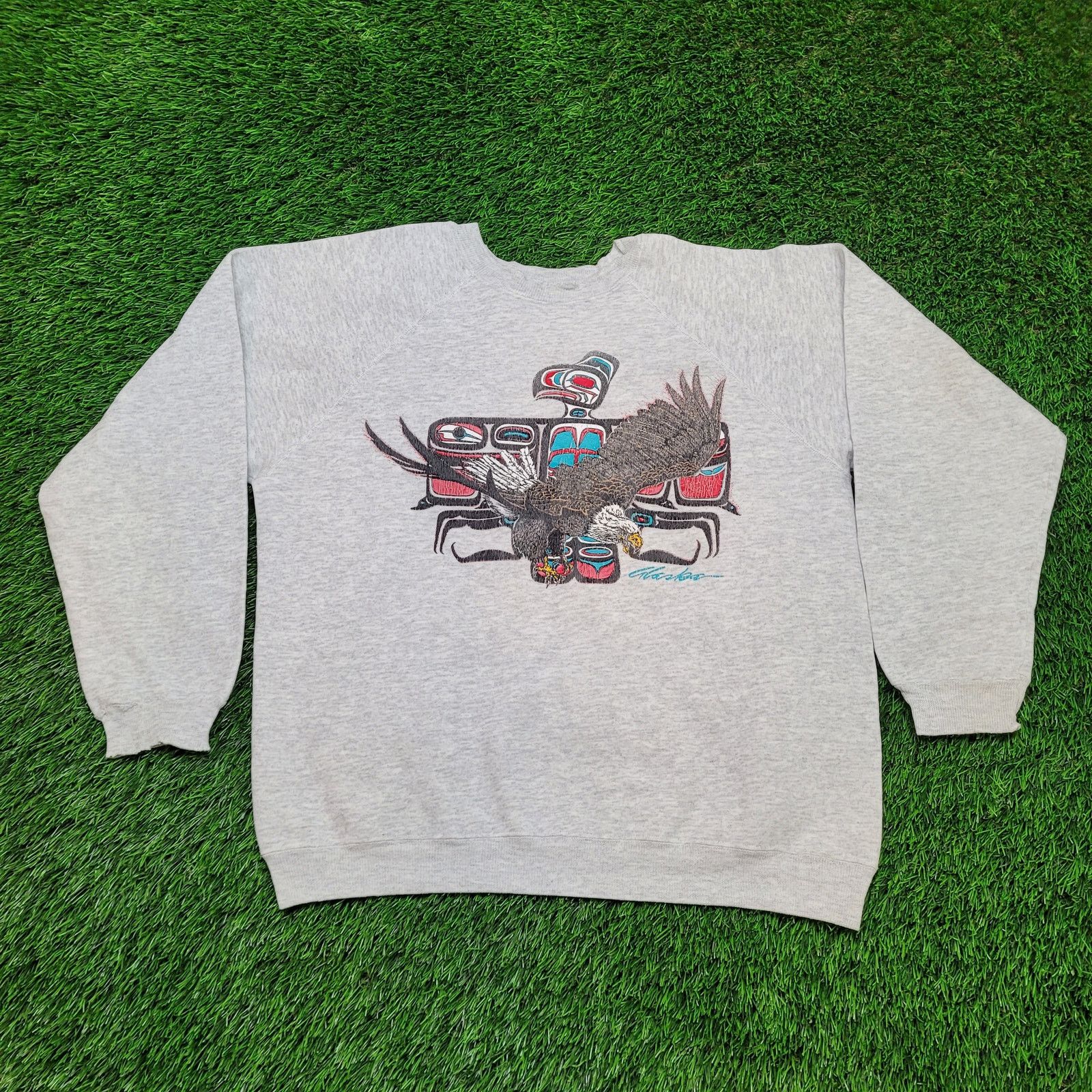 Hanes VTG Eagle Native American Art Sweatshirt XL Crop Boxy Raglan Size US XL / EU 56 / 4 - 1 Thumbnail