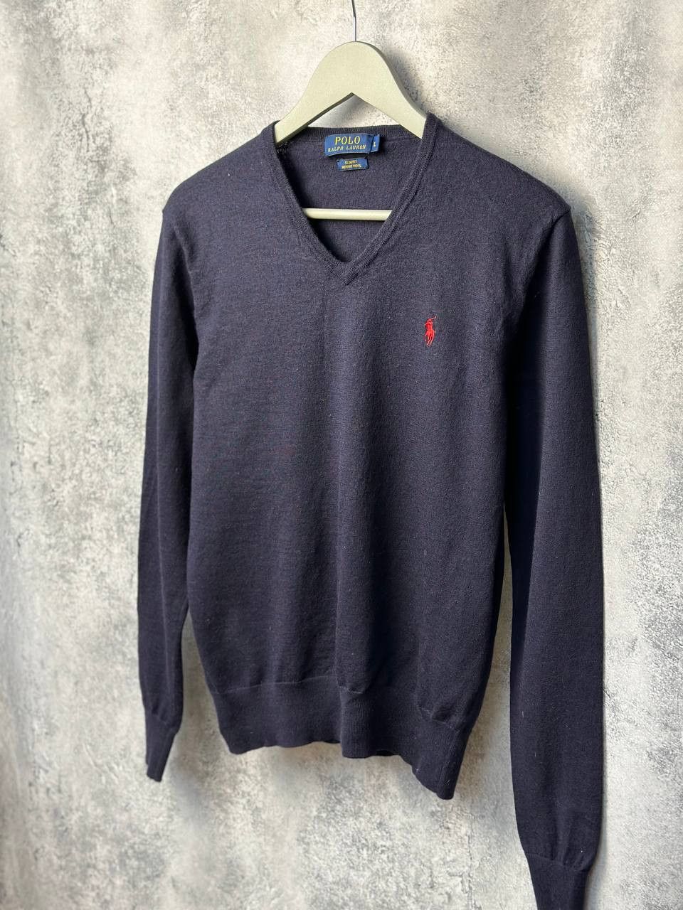 Polo Ralph Lauren Polo Ralph Lauren Merino Wool V-Neck Sweater Navy Blue Size US L / EU 52-54 / 3 - 3 Thumbnail