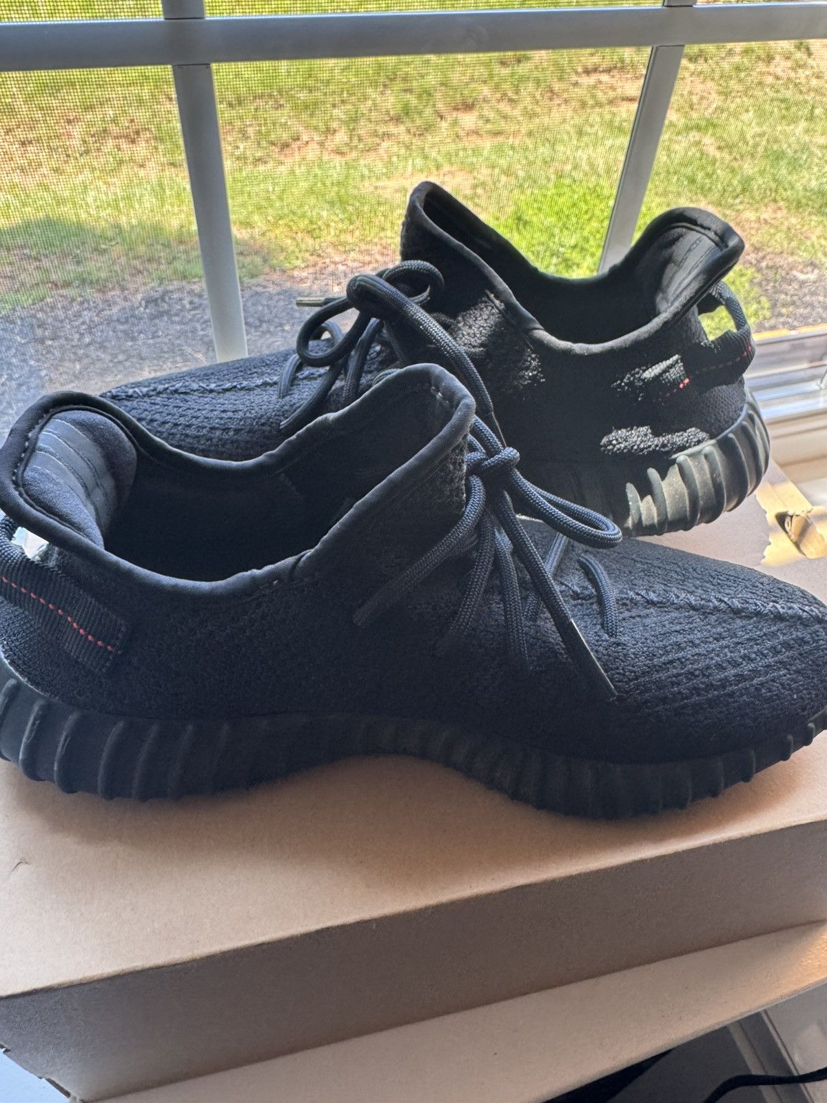 Yeezy Yeezy Boost 350 Breds Size US 9 / EU 42 - 5 Thumbnail