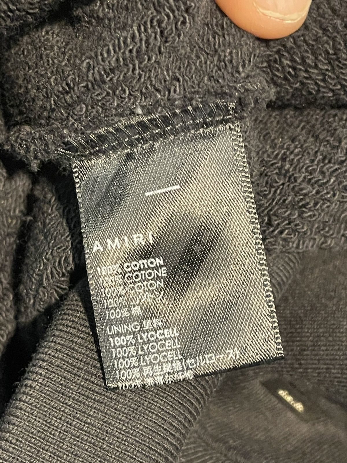 Amiri Size L - Amiri Appliqué Logo Hoodie in Black Size US L / EU 52-54 / 3 - 9 Thumbnail