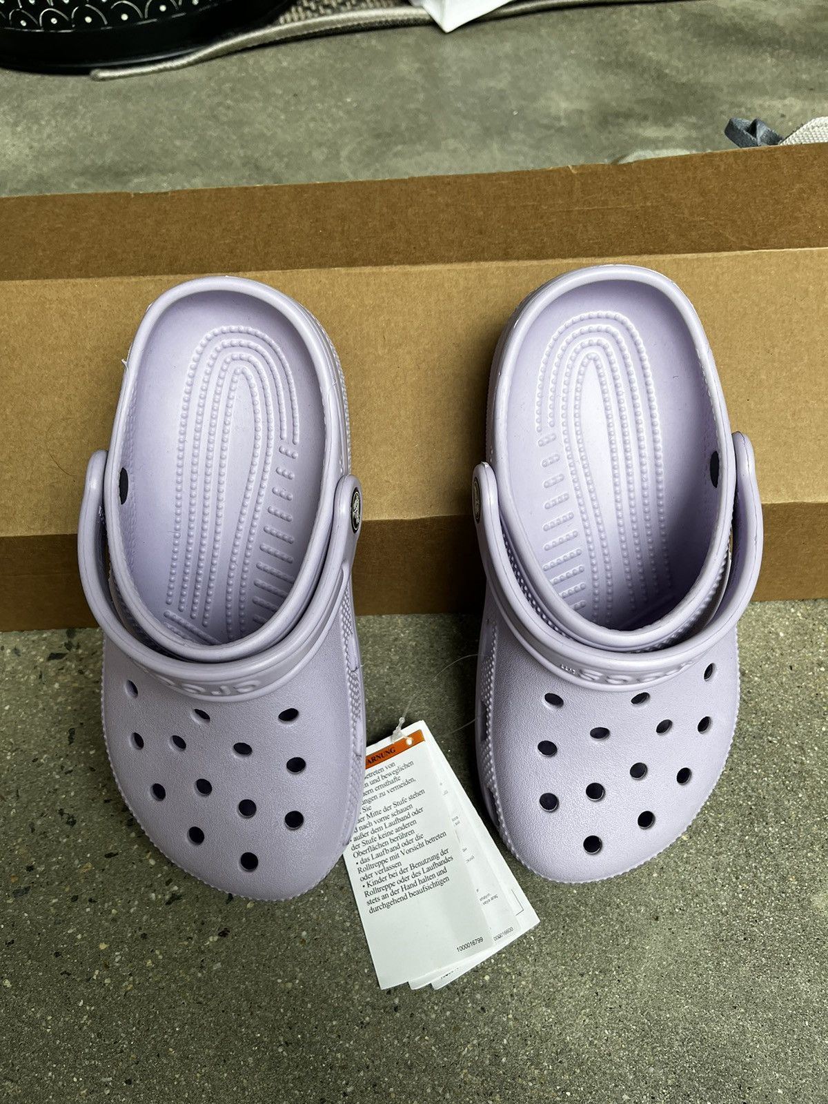 Crocs Crocs Classic Women’s Lavender Size US 4 / IT 34 - 4 Thumbnail