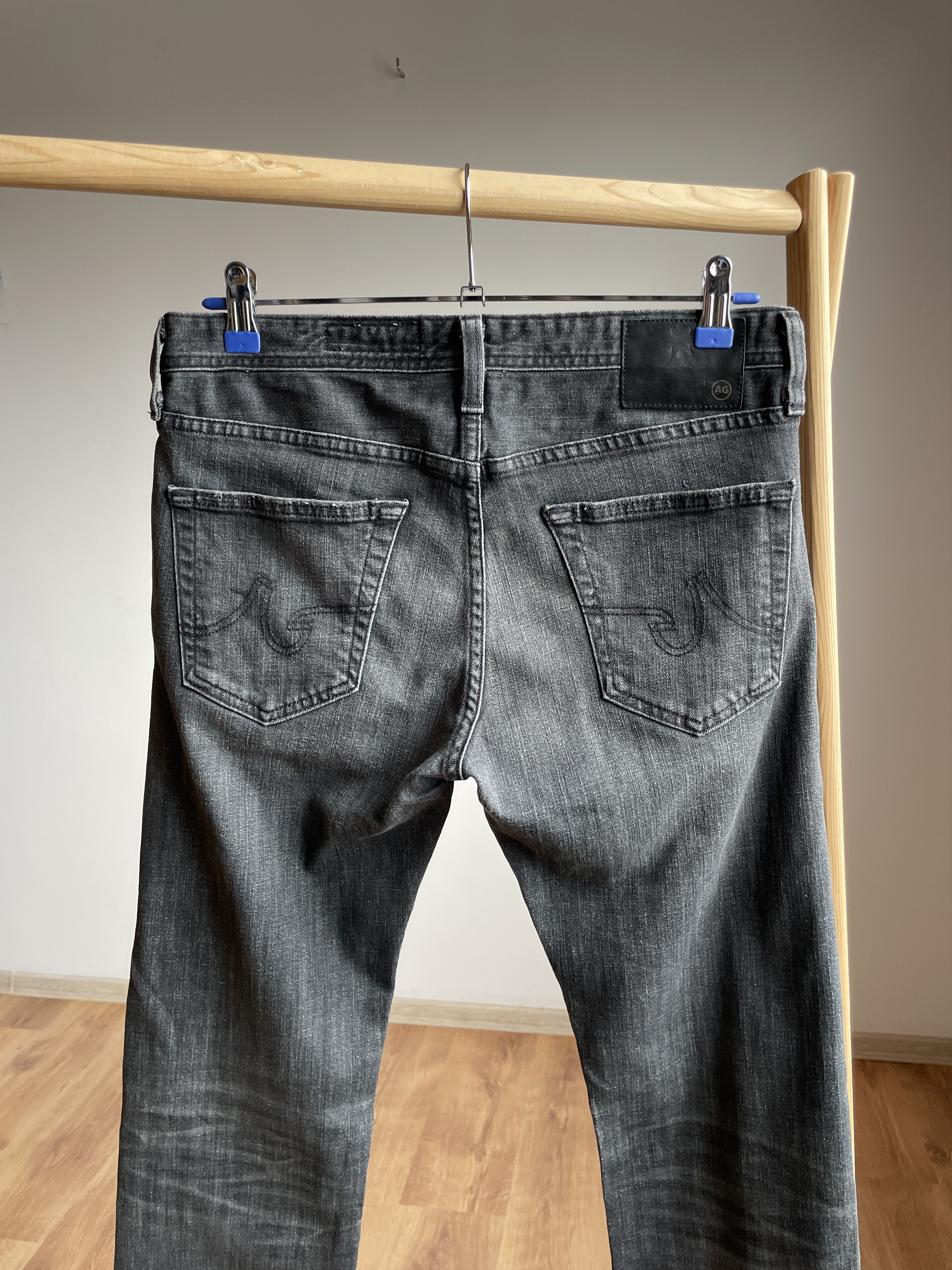 AG Adriano Goldschmied Adriano Goldschmied Matchbox Slim Staight Distressed Denim Size US 31 - 4 Thumbnail