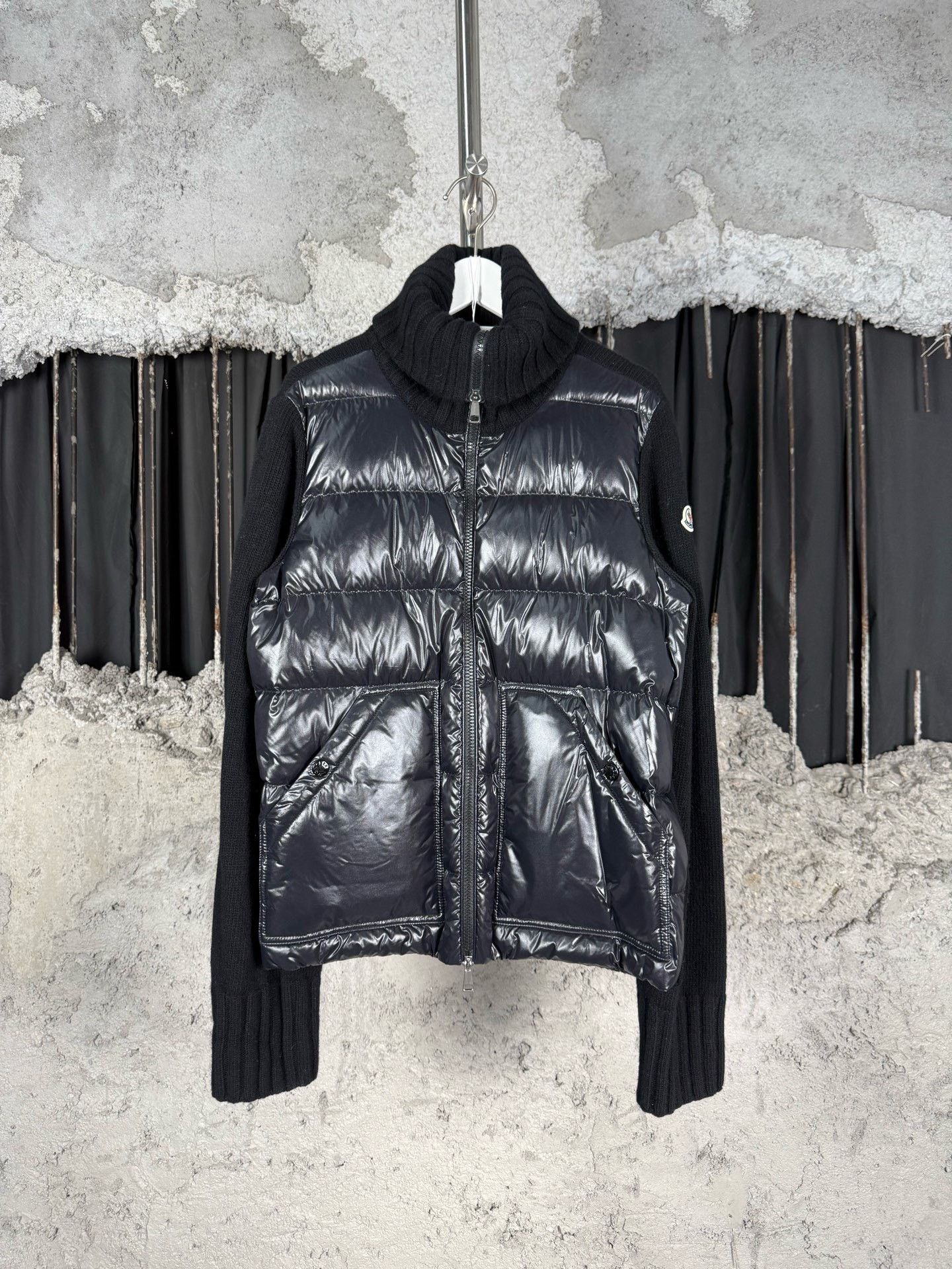 Moncler Moncler Wool Down Down Jacket S Women Size S / US 4 / IT 40 - 1 Thumbnail