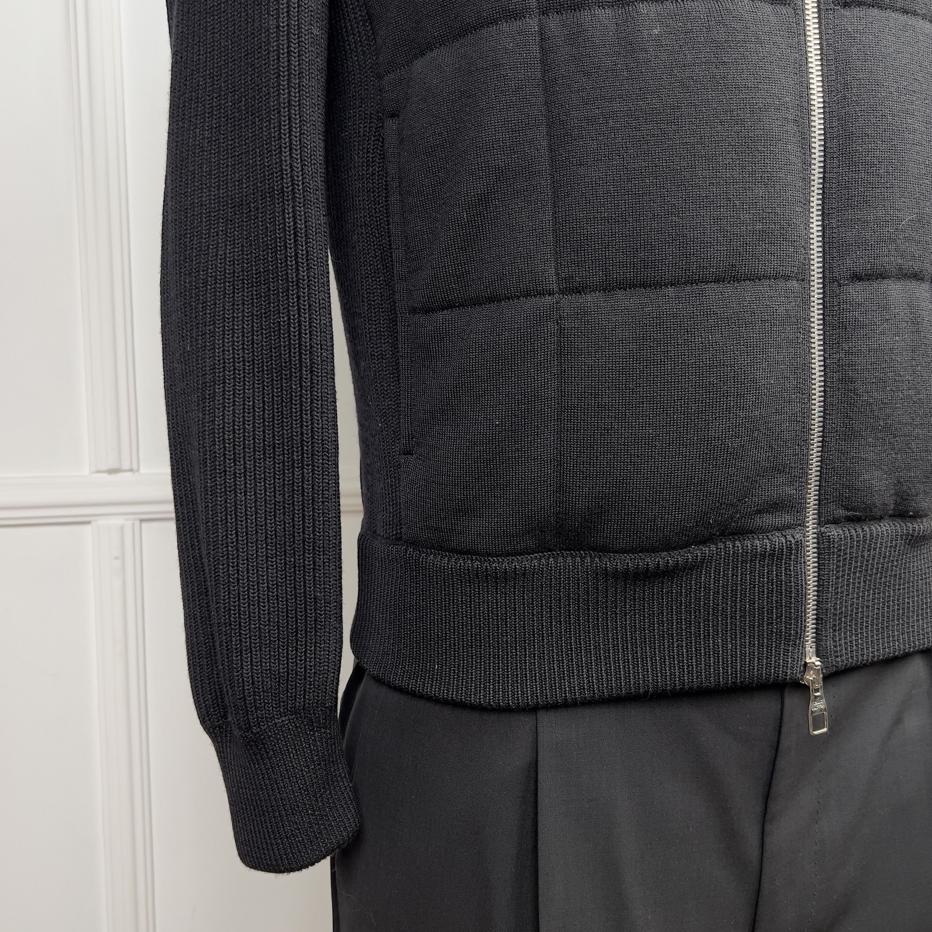 Louis Vuitton Louis Vuitton Cardigan Jacket Wool Silk / Garment Bag Hanger Size US S / EU 44-46 / 1 - 6 Thumbnail