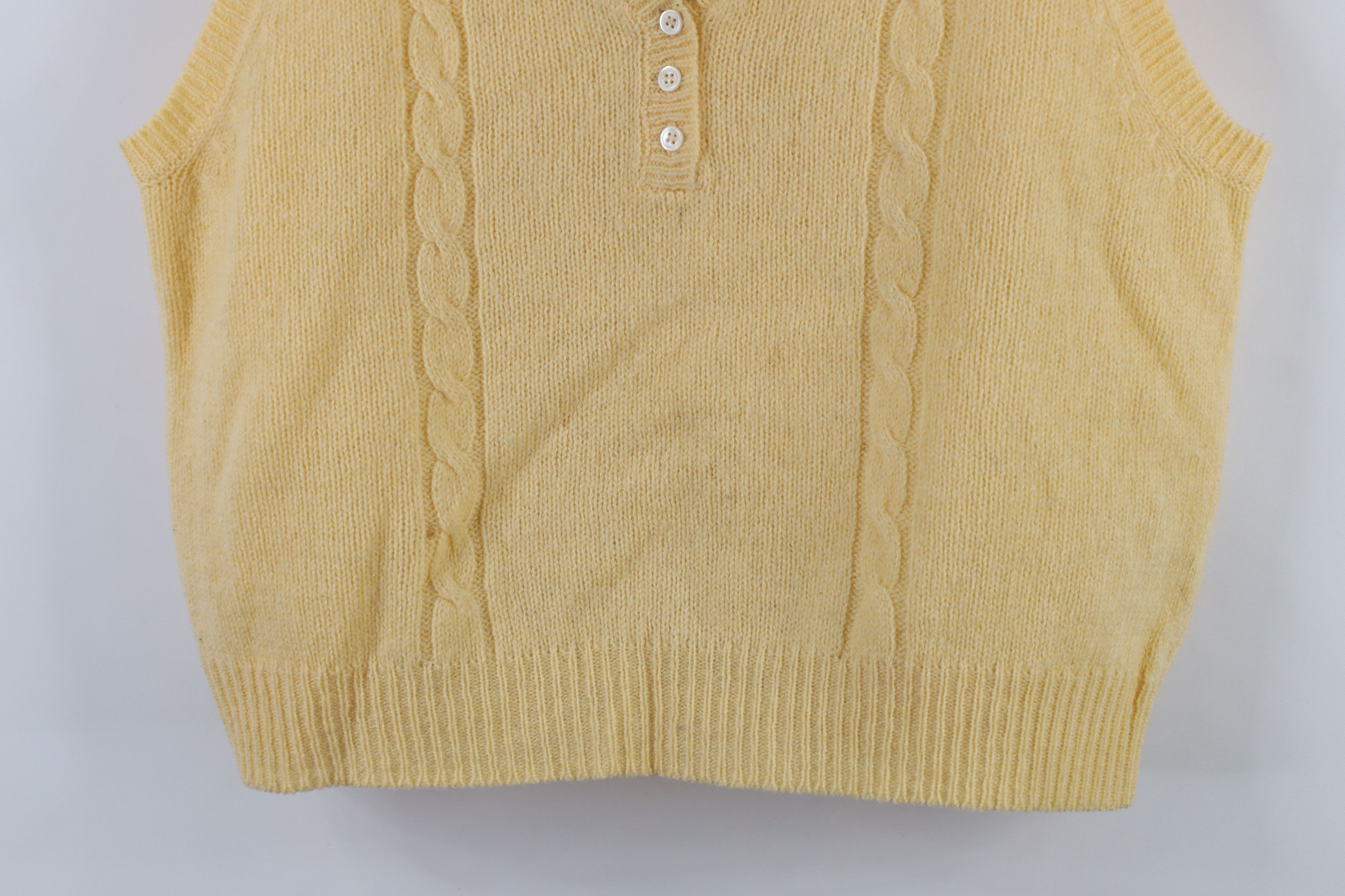 L.L. Bean × Vintage Vintage 70s LL Bean Cable Knit Henley Sweater Vest Yellow Size M / US 6-8 / IT 42-44 - 3 Thumbnail
