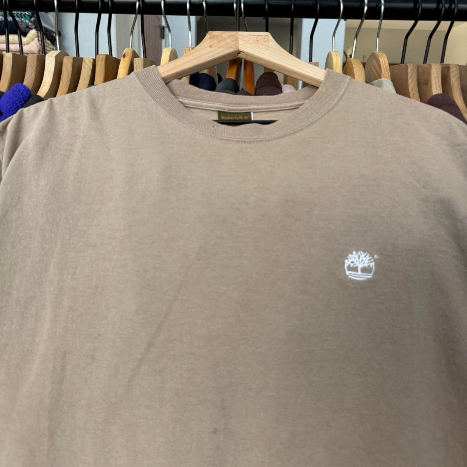 Timberland Vintage 90s Timberland Faded Simple Embroidered Logo T-Shirt Size US L / EU 52-54 / 3 - 2 Thumbnail