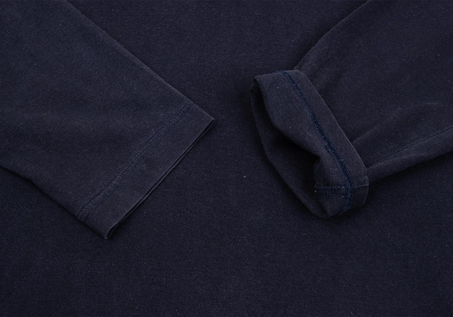Issey Miyake Basic Long Sleeve Cut and Sewn Top in Navy Blue Size US M / EU 48-50 / 2 - 5 Thumbnail