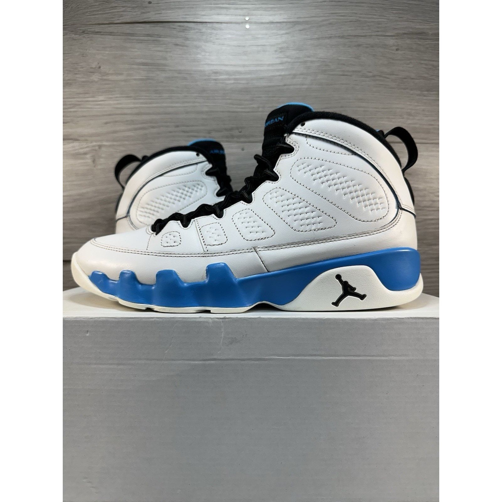Jordan Brand Air Jordan 9 Retro Powder Blue 2024 - Size 9.5 Size US 9.5 / EU 42-43 - 1 Thumbnail