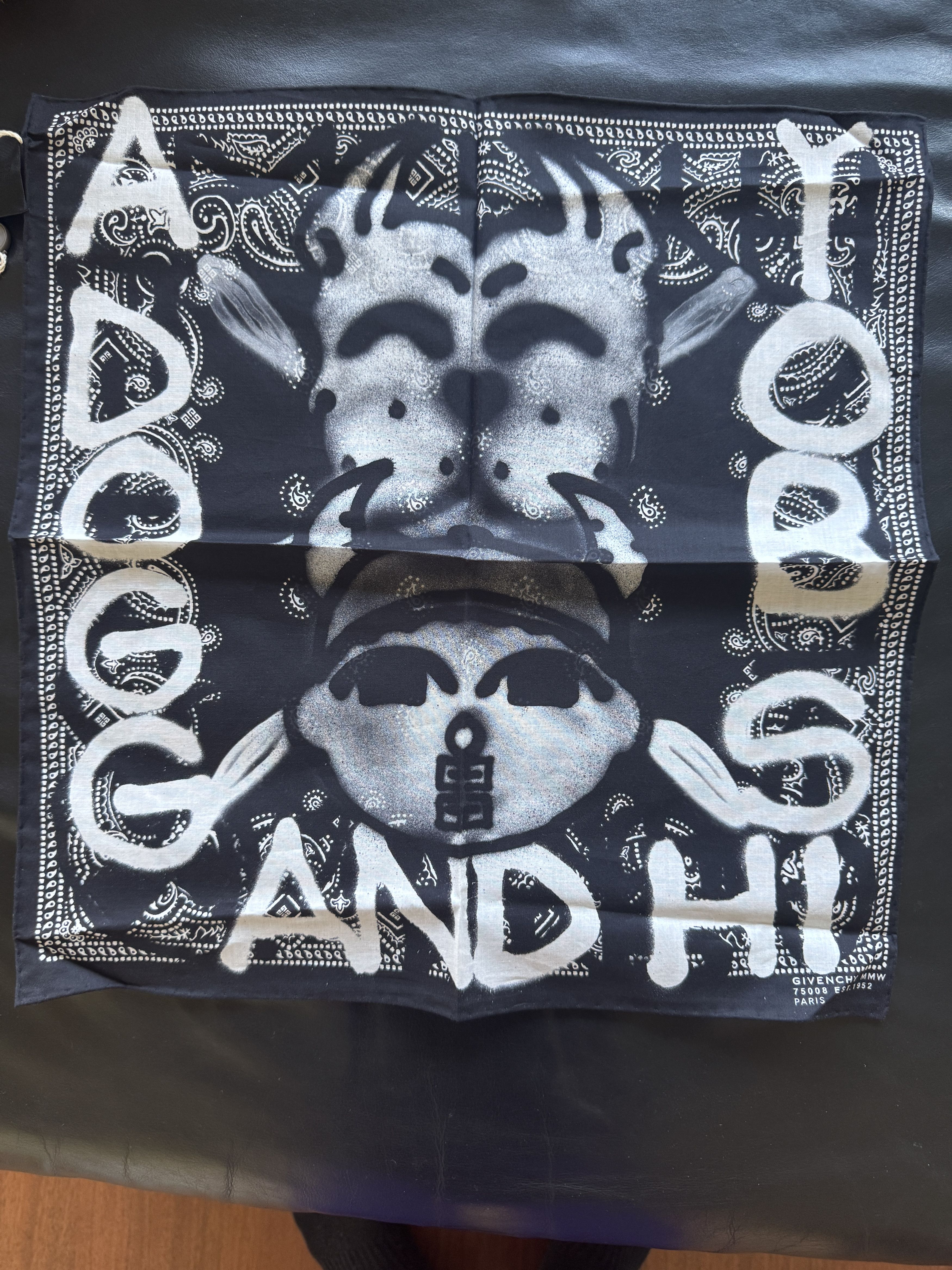 Chito × Givenchy Givenchy x Chito Graffiti Bandana Size ONE SIZE - 2 Thumbnail