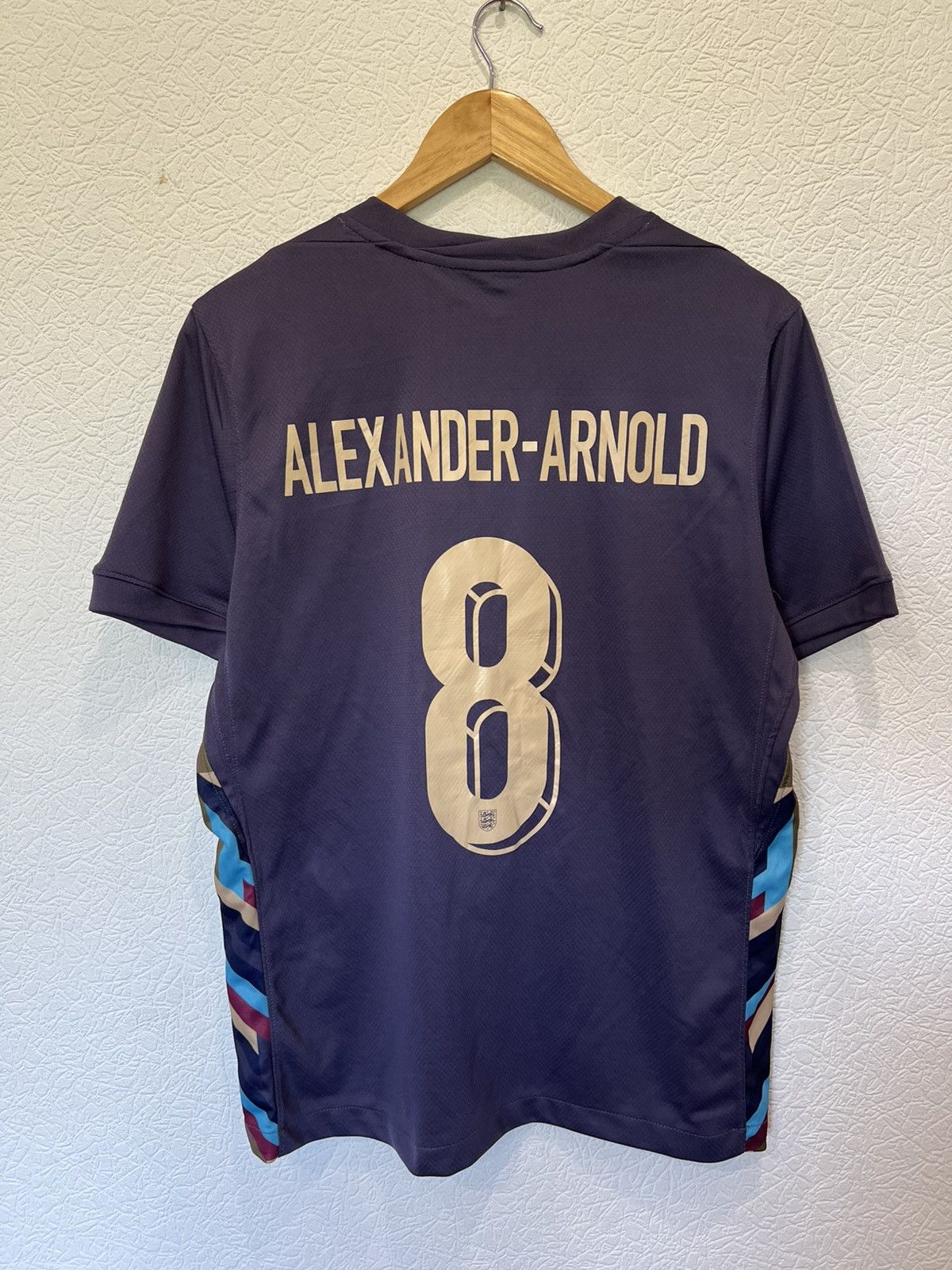 Nike ALEXANDER ARNOLD Nike England 2024 Away Soccer Jersey Shirt Size US M / EU 48-50 / 2 - 1 Thumbnail
