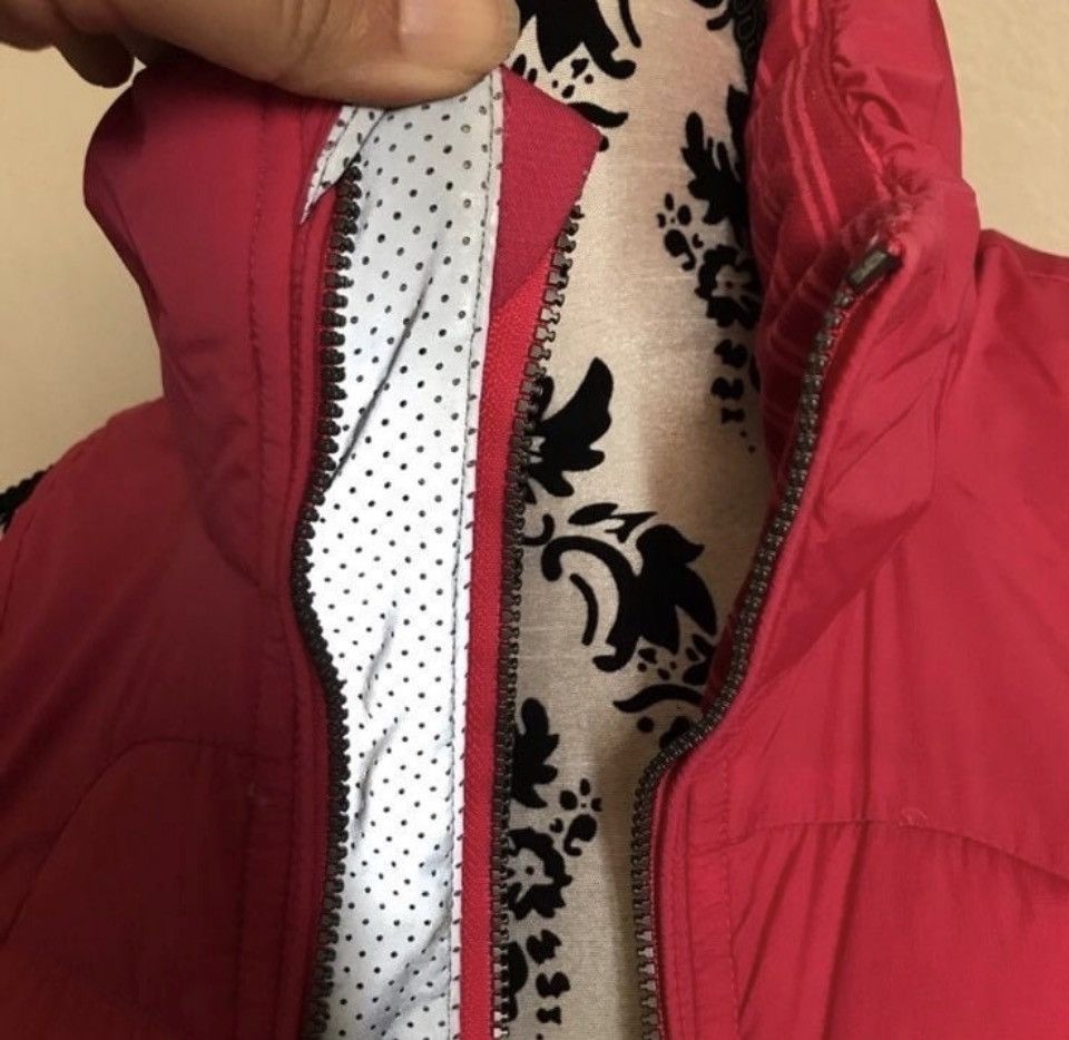 Lululemon Lululemon fluffed up Down vest in Hot Pink size 6 Size M / US 6-8 / IT 42-44 - 3 Thumbnail