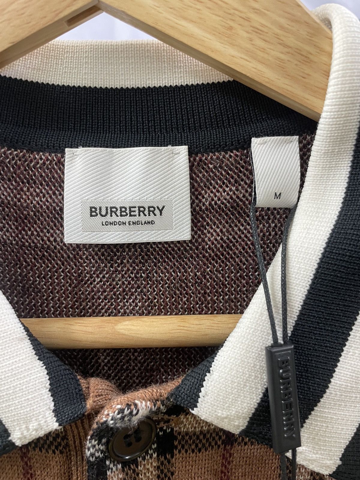 Balenciaga BURBERRY MAKEHAM polo Size US M / EU 48-50 / 2 - 4 Thumbnail