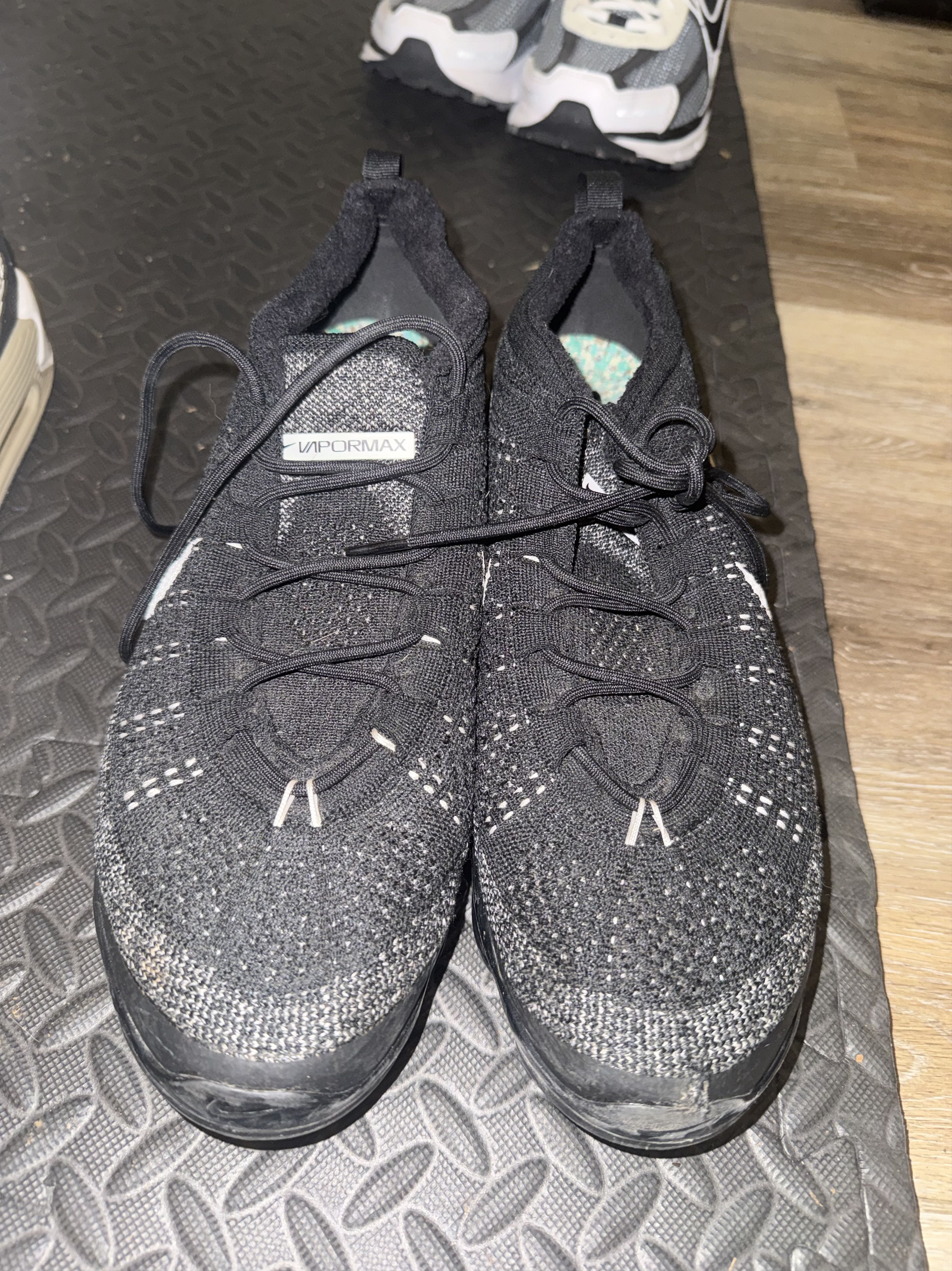 Nike Nike Vapormax Size US 12 / EU 45 - 2 Thumbnail