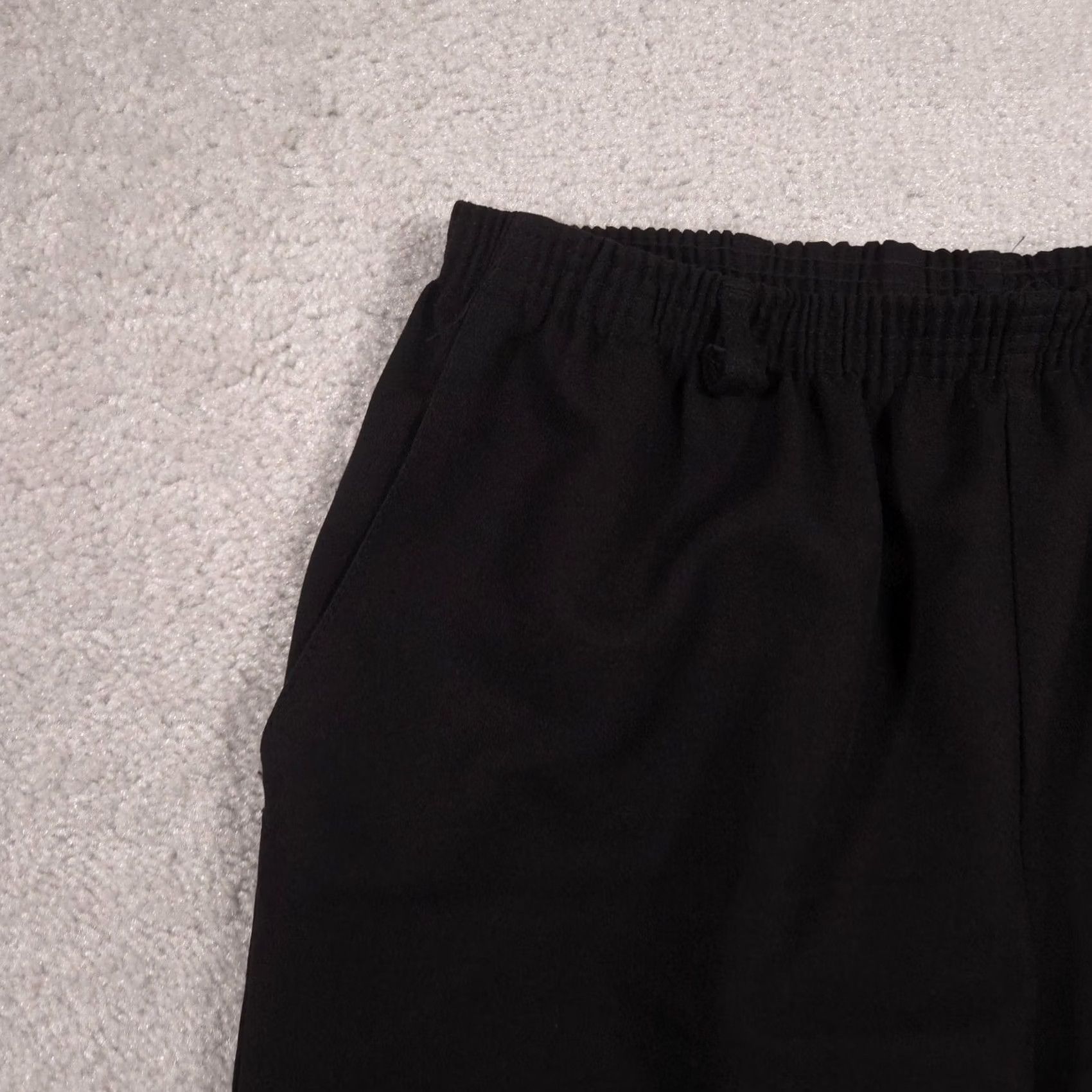 Vintage VINTAGE Alfred Dunner Pants Womens 12 Black Crepe Pull On Tapered Dress USA 90s Size 34" / US 12 / IT 48 - 4 Thumbnail