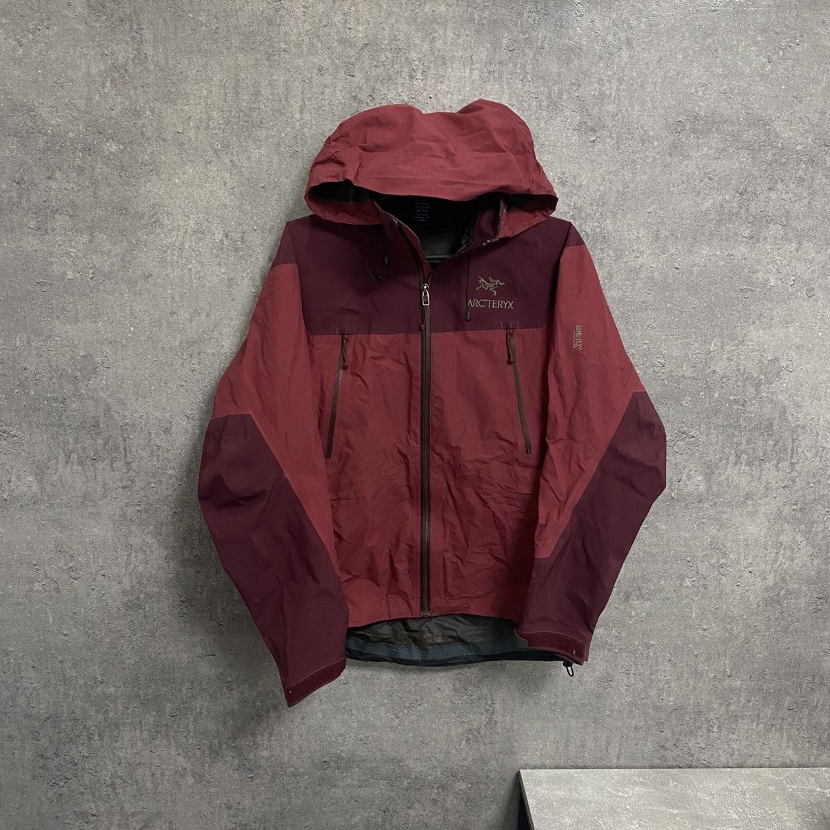 Vintage Arc’teryx Gore-Tex Paclite Jacket