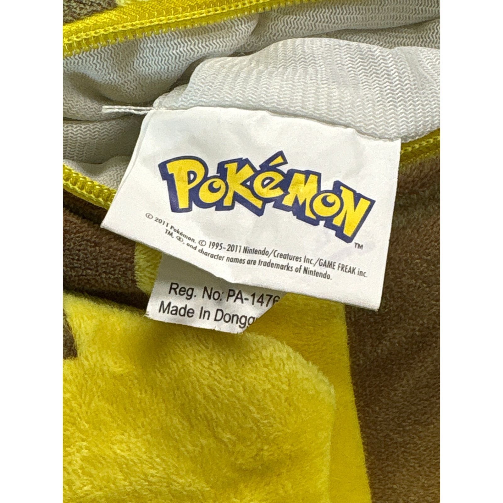 Pokemon Pikachu Plush Backpack Pokemon Official 2011 Nintendo Size ONE SIZE - 4 Thumbnail