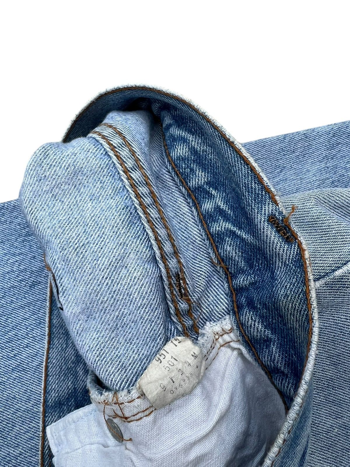 Levi's Trashed Vintage 80s Levi’s 501 Redline Selvedge Denim Jeans Size US 32 / EU 48 - 24 Thumbnail