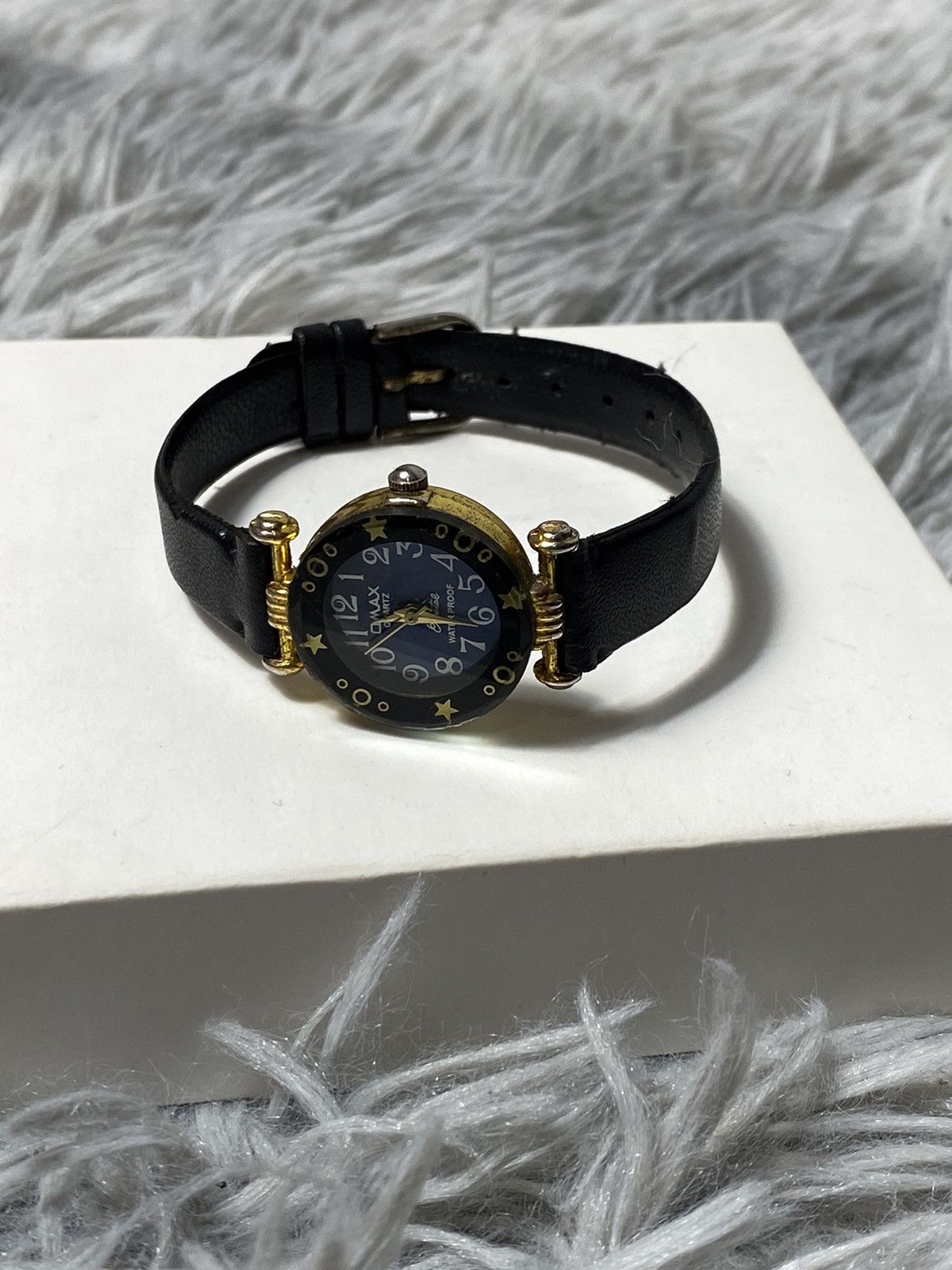 Jewelry Elegant Omax Watch with Starry Details - Japanese Brand Size ONE SIZE - 4 Thumbnail