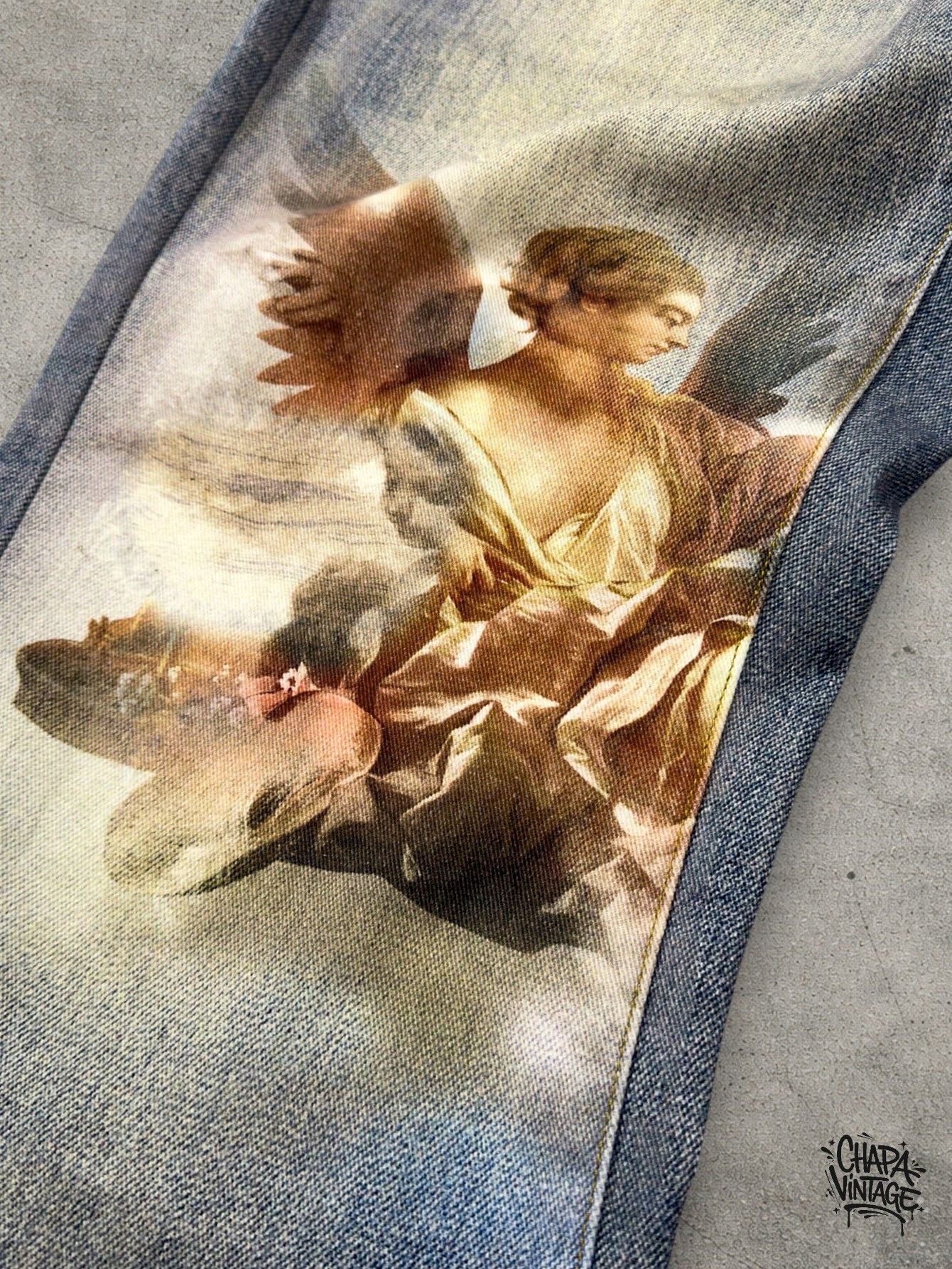 Vintage Washed angel print jeans Size US 32 / EU 48 - 3 Thumbnail