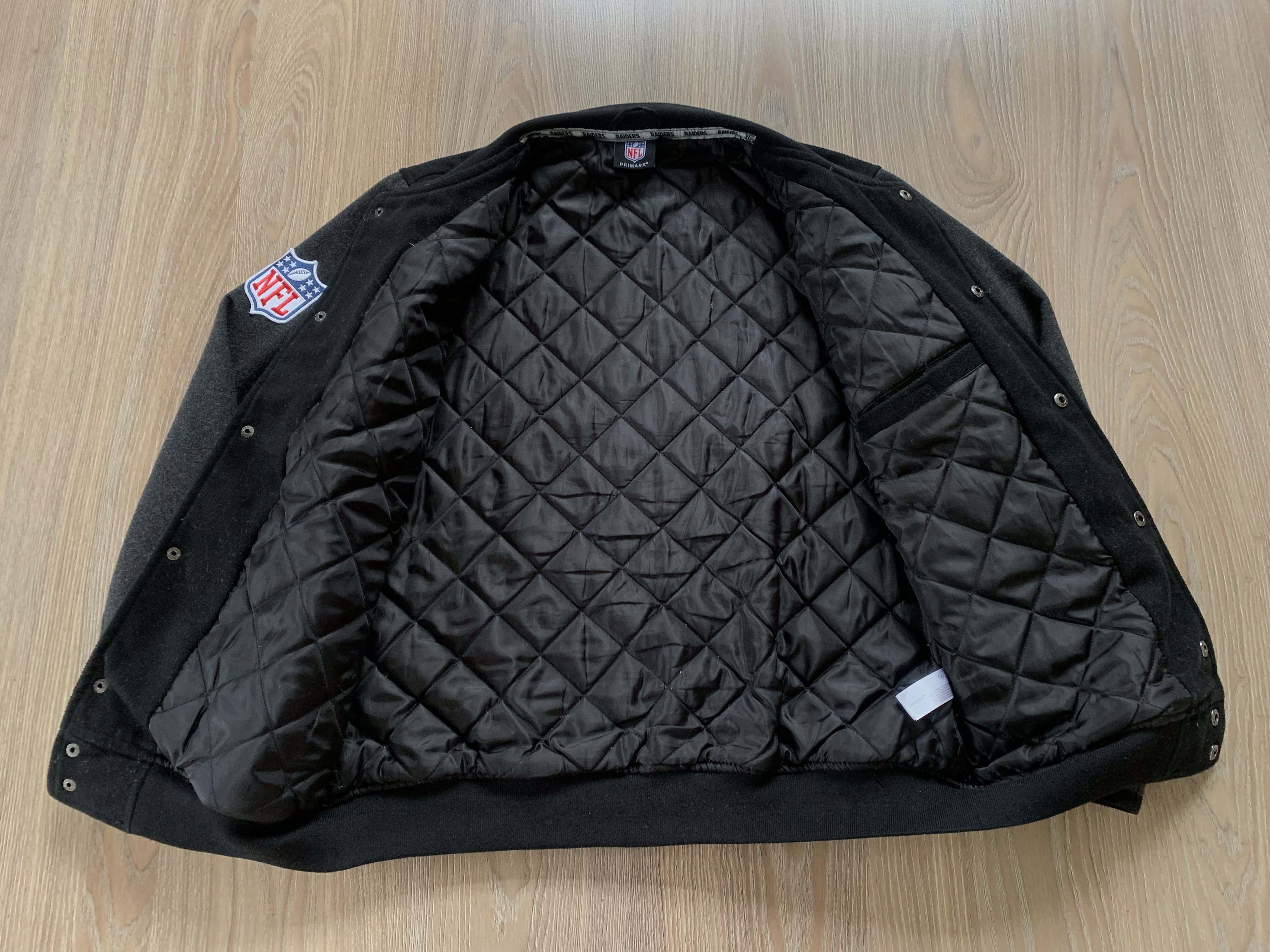 Primark NFL Oakland Raiders Mens Wool Bomber Varsity Jacket Size US M / EU 48-50 / 2 - 4 Thumbnail