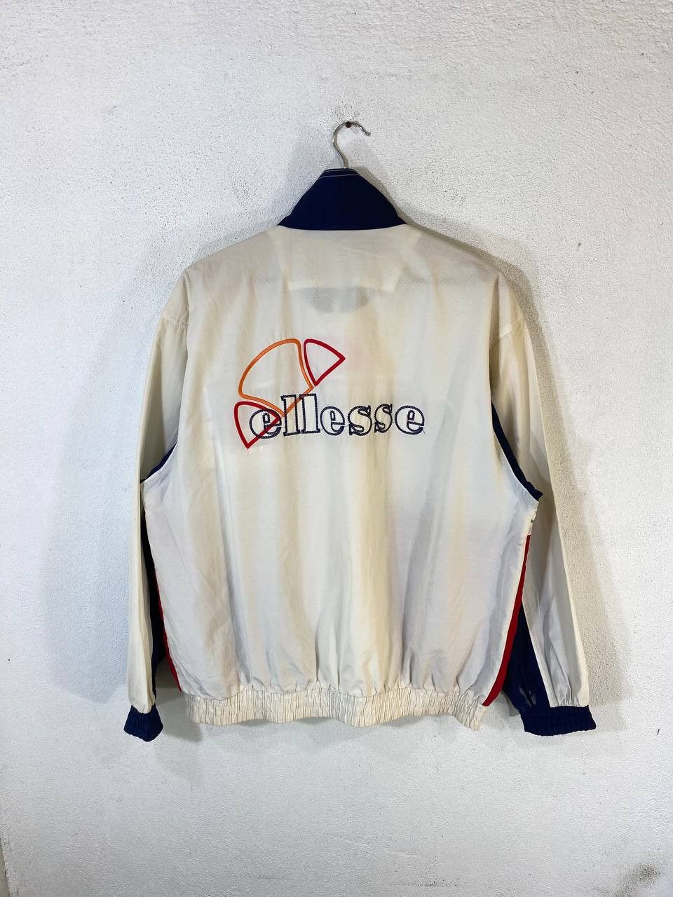 Ellesse vintage ellesse light jacket embroided logo Size US XL / EU 56 / 4 - 11 Thumbnail