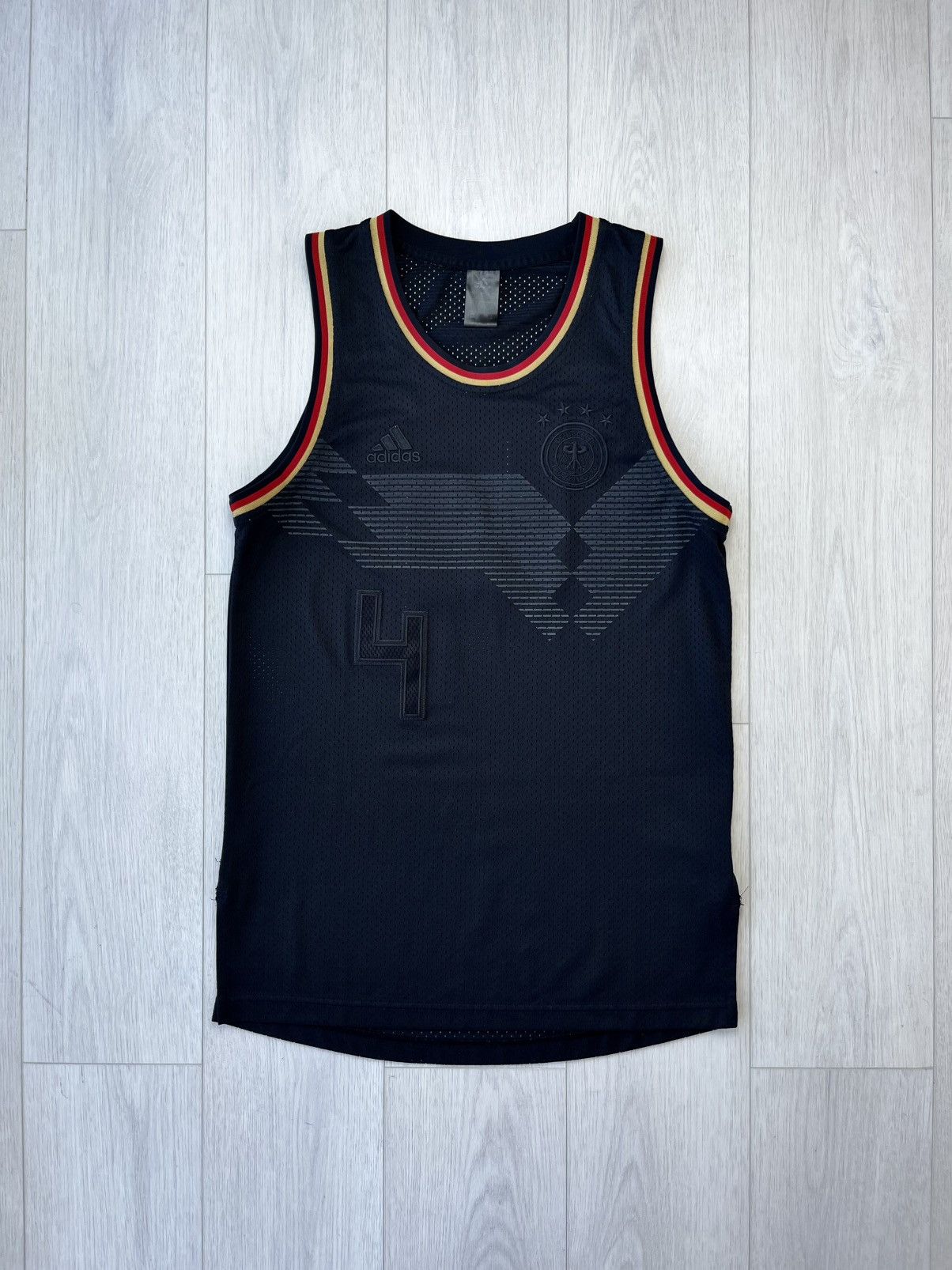 Adidas Adidas Germany Seasonal Special Soccer Jersey Tank Top Y2K Size US S / EU 44-46 / 1 - 1 Thumbnail