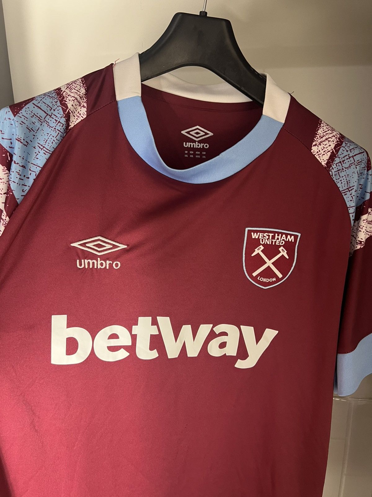 Umbro × Vintage VERY RARE UMBRO FC WEST HAM UNITED ENGLAND SOCCER JERSEY Y2K Size US XXL / EU 58 / 5 - 4 Thumbnail