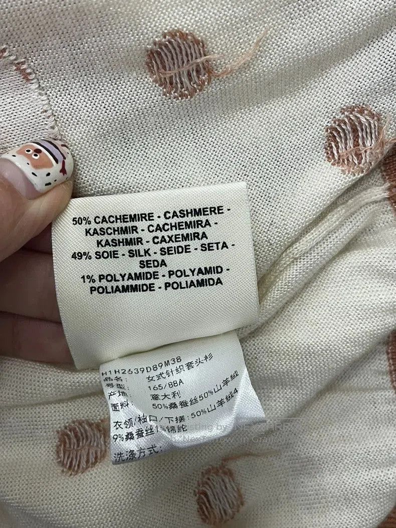 Hermes Hermes Pink White Polka Dot Cashmere Top. Size US M / EU 48-50 / 2 - 6 Thumbnail