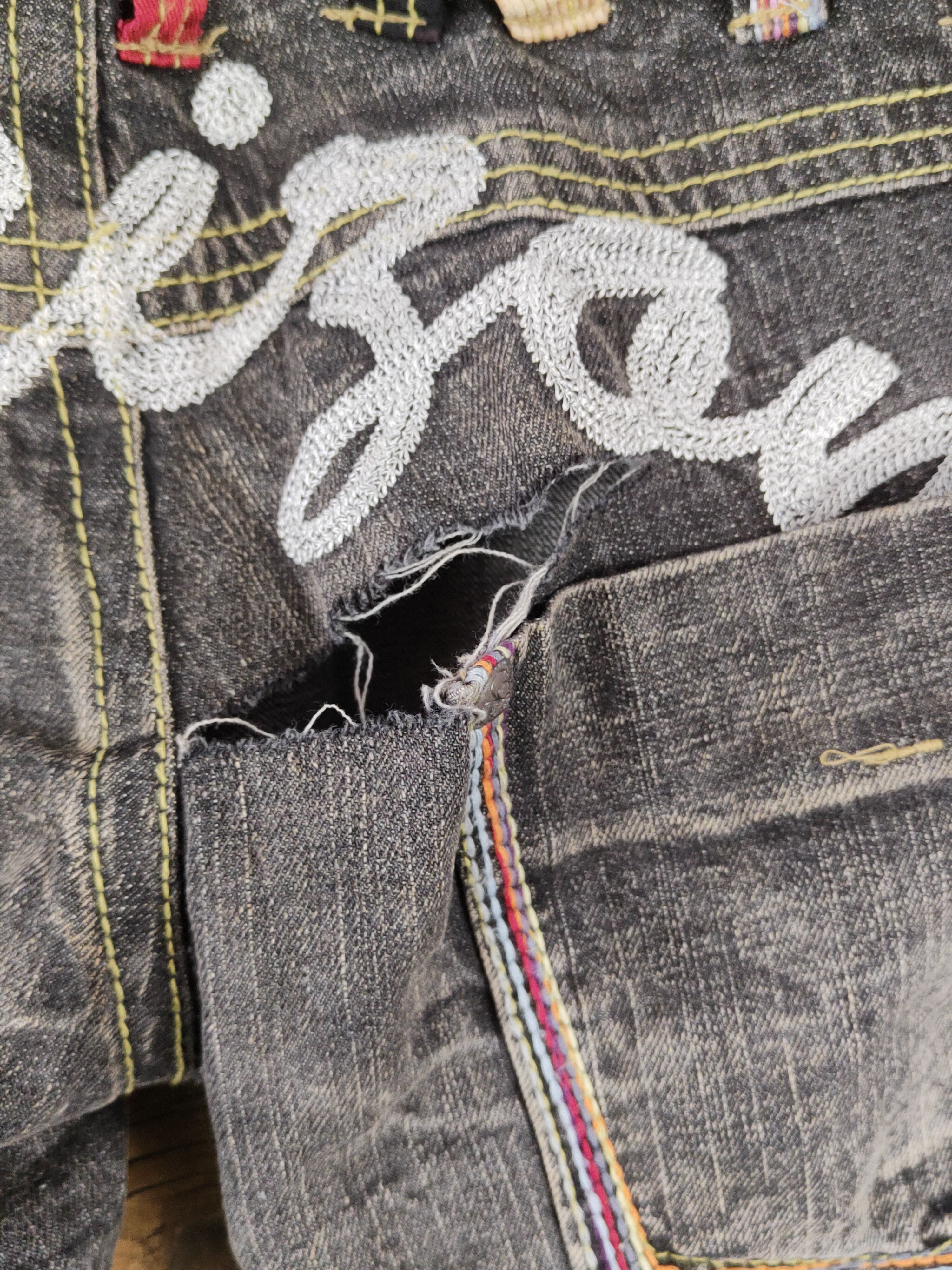 Japanese Brand Original Black Faded Distressed Short Jeans #W1833 Size US 31 - 12 Thumbnail