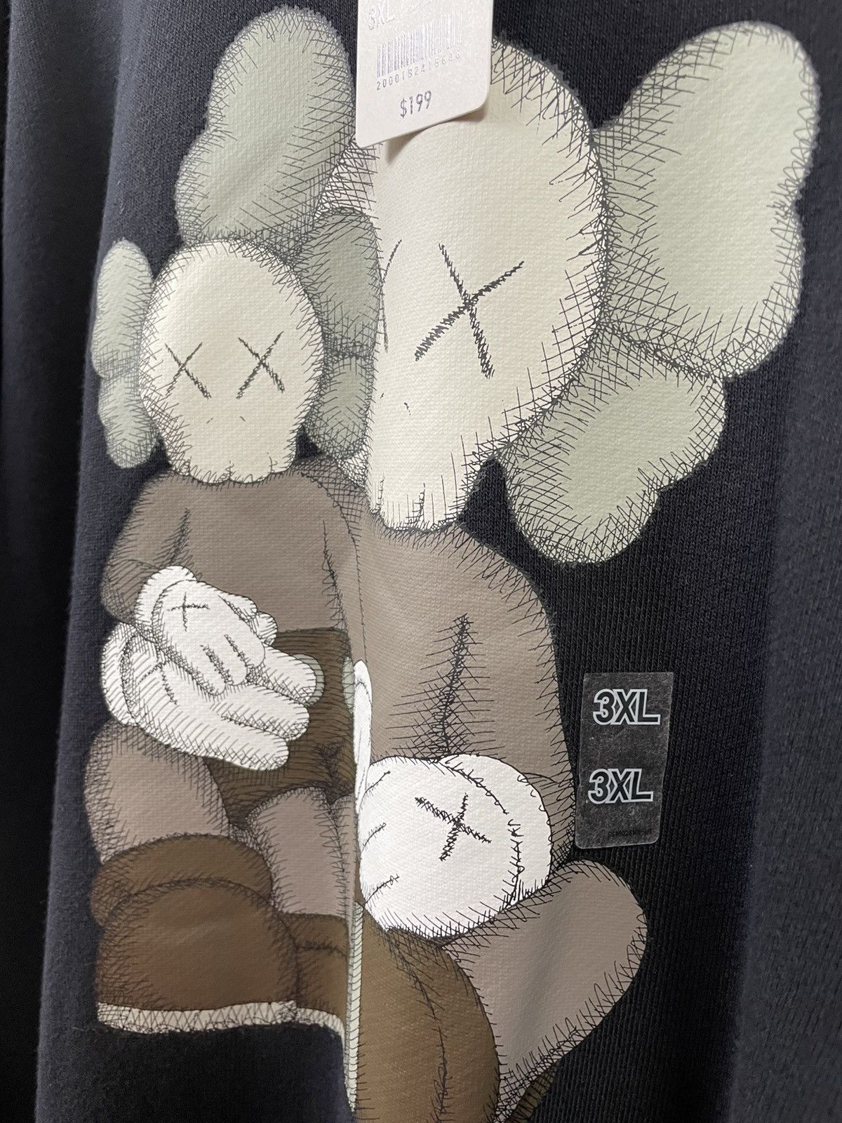 Kaws × Uniqlo 3XL Kaws x Uniqlo Black Long-sleeve Sweatshirt Size US XXL / EU 58 / 5 - 4 Thumbnail