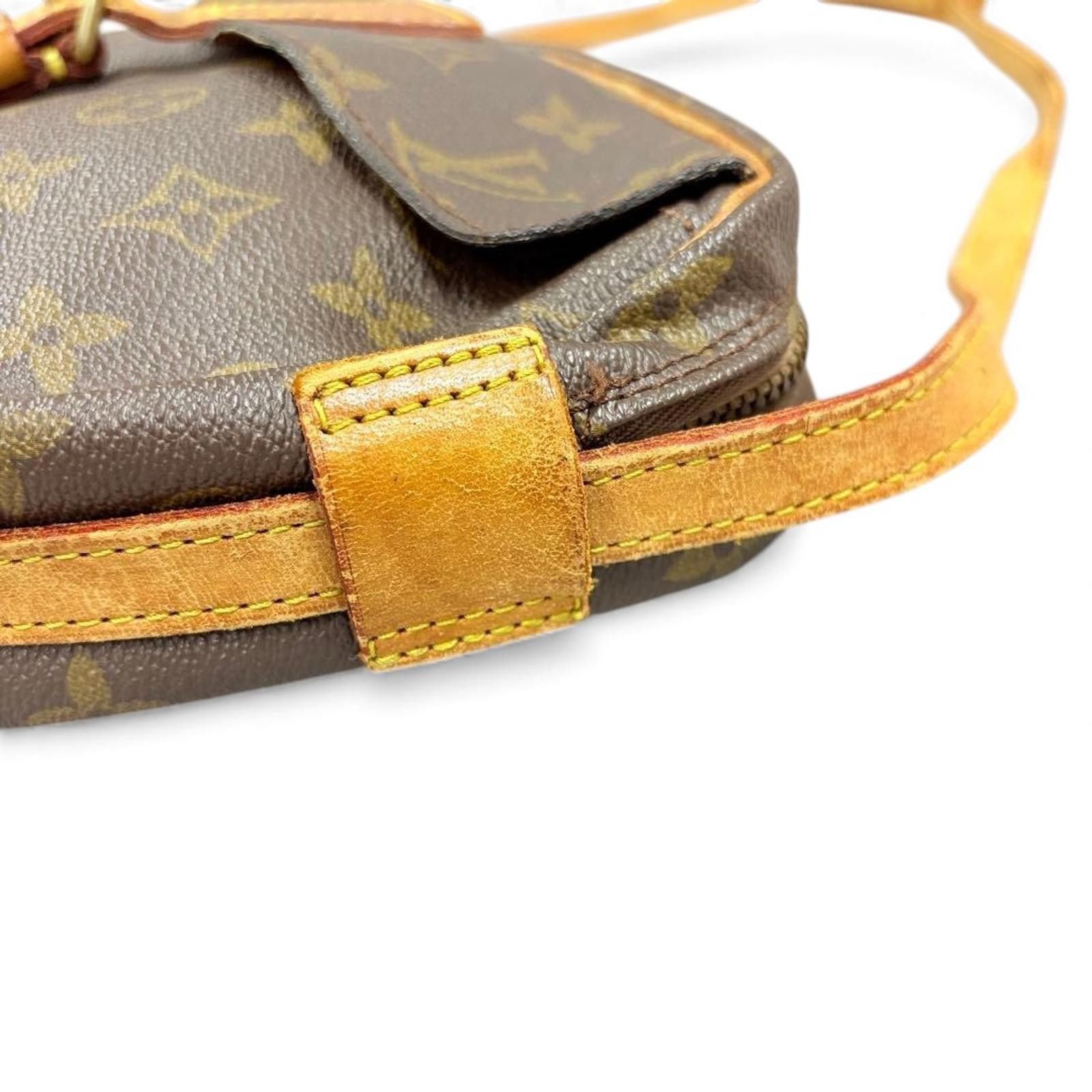 Louis Vuitton Louis Vuitton - Monogram Canvas Crossbody Bag Size ONE SIZE - 6 Thumbnail