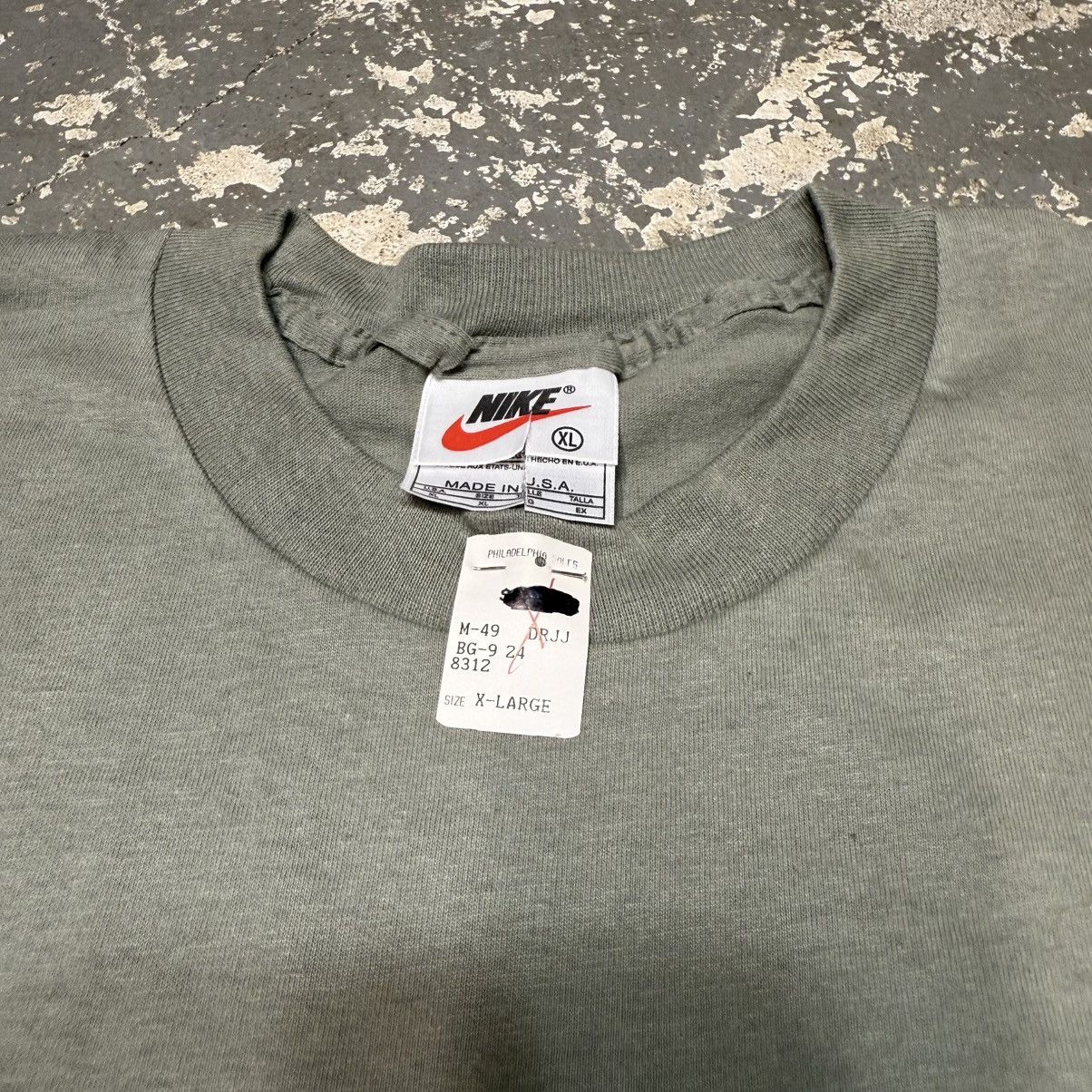 Nike Vintage Nike Green Blank No Swoosh 90s Tshirt USA Size US XL / EU 56 / 4 - 4 Thumbnail