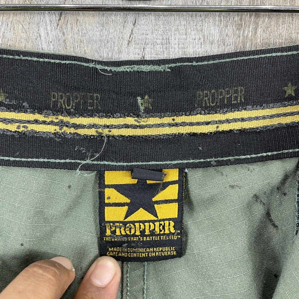 Propper × Vintage Vintage Propper Military Green Cargo Pants Size US 37 - 19 Thumbnail