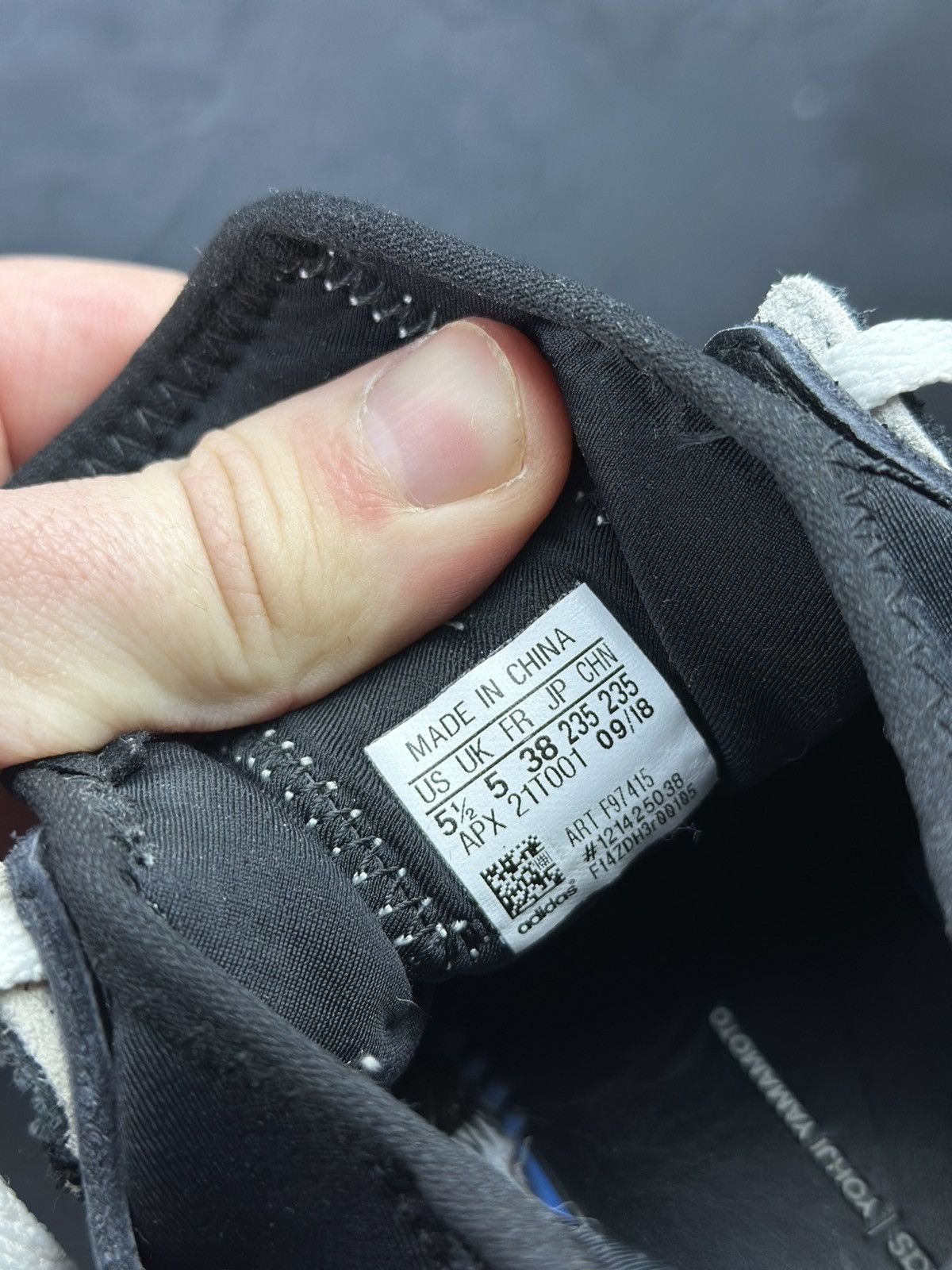 Y-3 × Yohji Yamamoto Y-3 Yohji Yamamoto Black White Kaiwa Sneakers Size US 5.5 / EU 38 - 12 Thumbnail