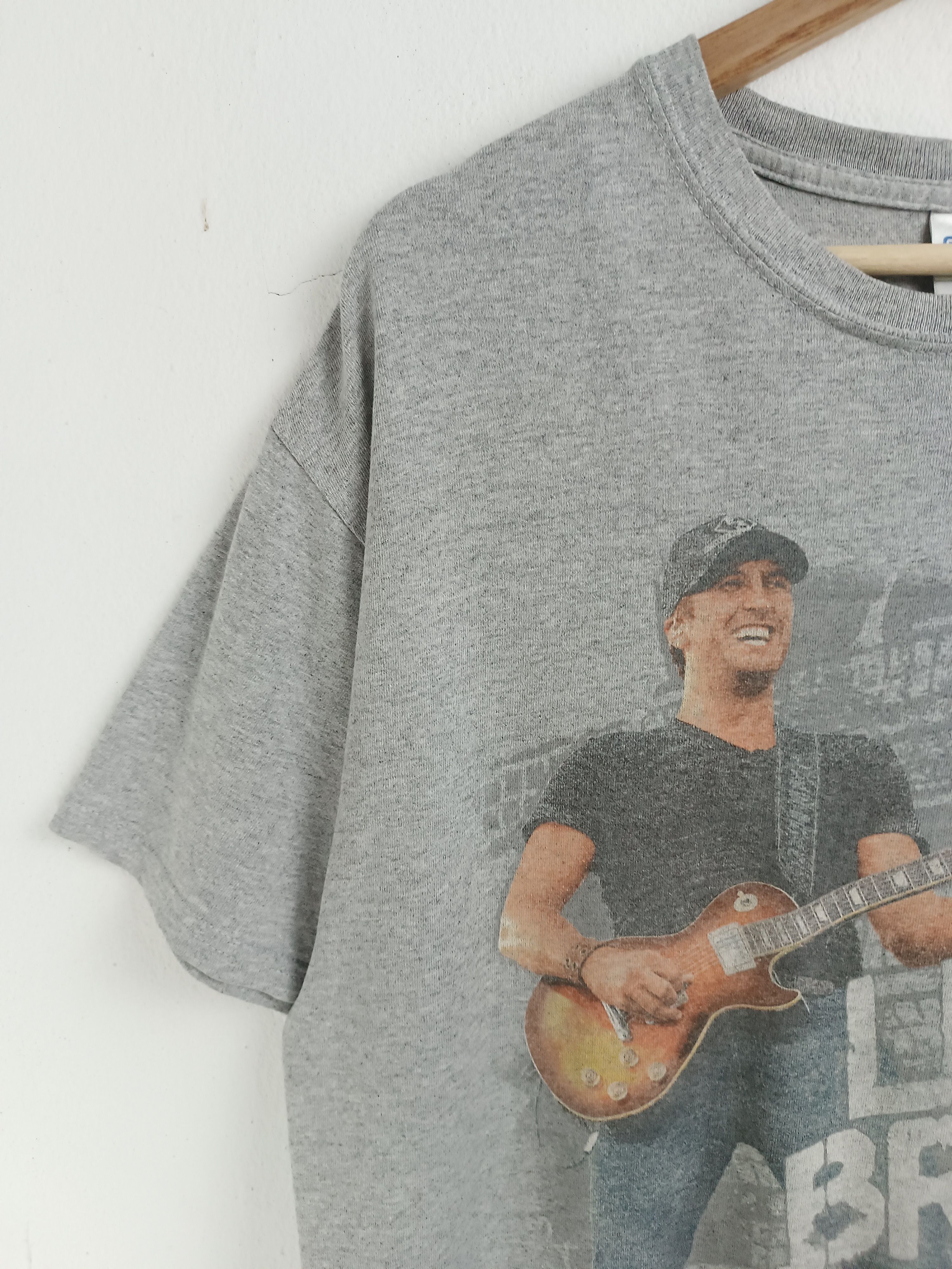 Band Tees VINTAGE LUKE BRYAN COUNTRY TOUR TEE blake shelton mcgraw Size US L / EU 52-54 / 3 - 5 Thumbnail