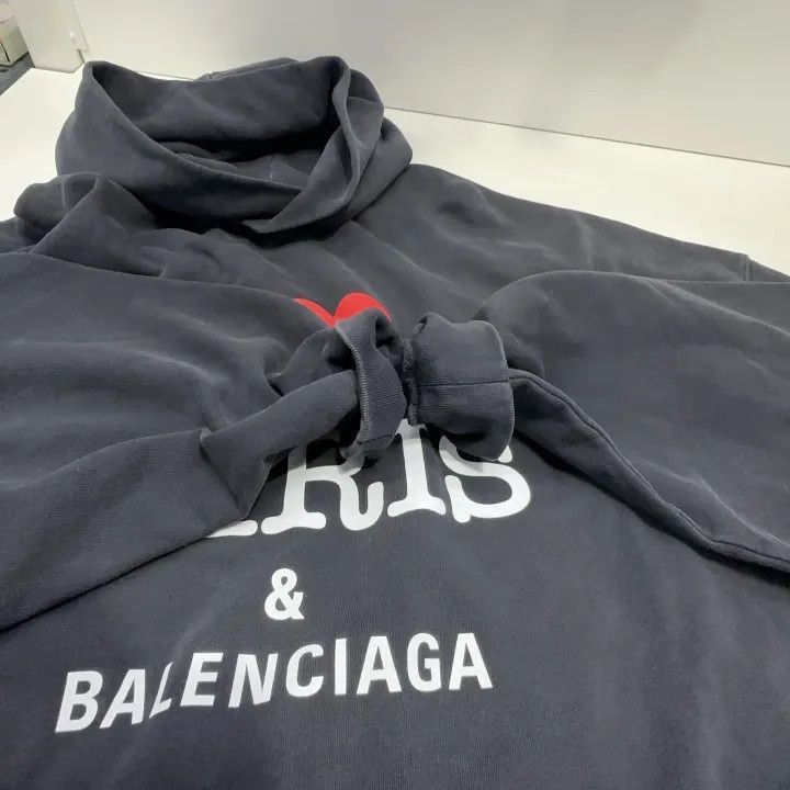 Balenciaga Balenciaga I Love Paris Graphic Hoodie 0079-2507 Size US S / EU 44-46 / 1 - 6 Thumbnail