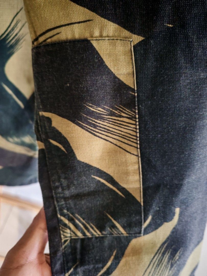 Vintage Vintage Malaysian Army Brushstroke Camo Jacket Size US S / EU 44-46 / 1 - 5 Thumbnail