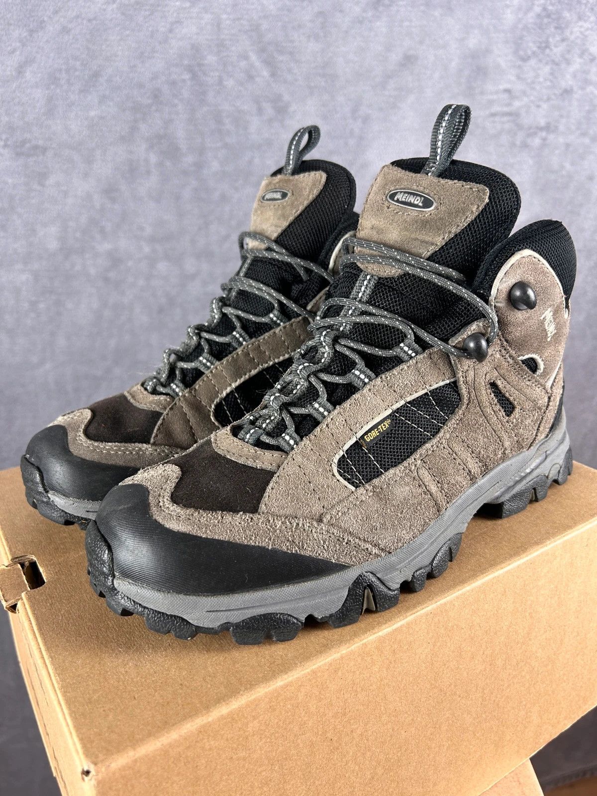 Vintage Meindl Gore-tex hiking high boots black grey mini logo Size US 7 / EU 40 - 1 Thumbnail