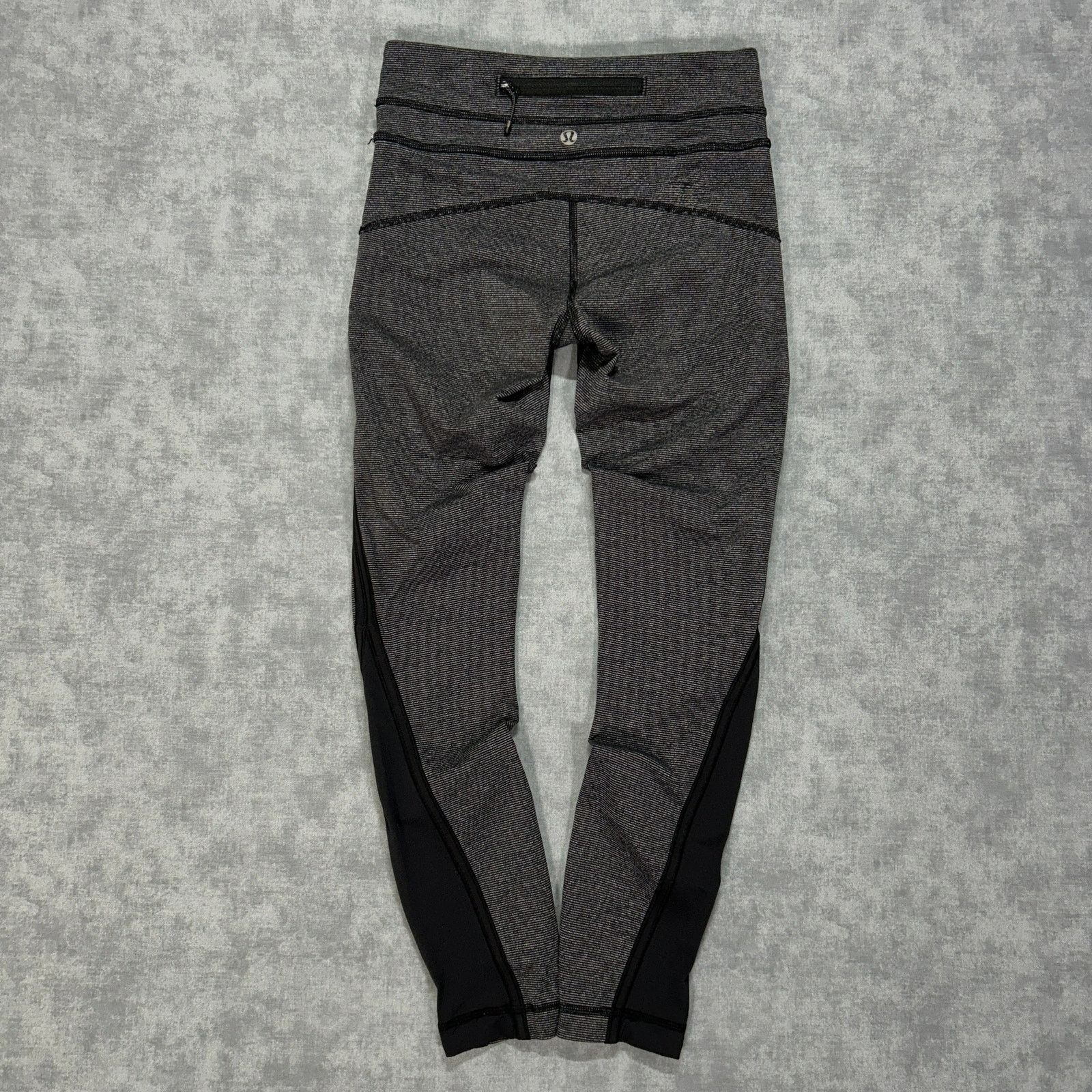Lululemon Lululemon Inspire Crop capri athletic running leggings wms 2 Size 26" / US 2 / IT 38 - 2 Thumbnail