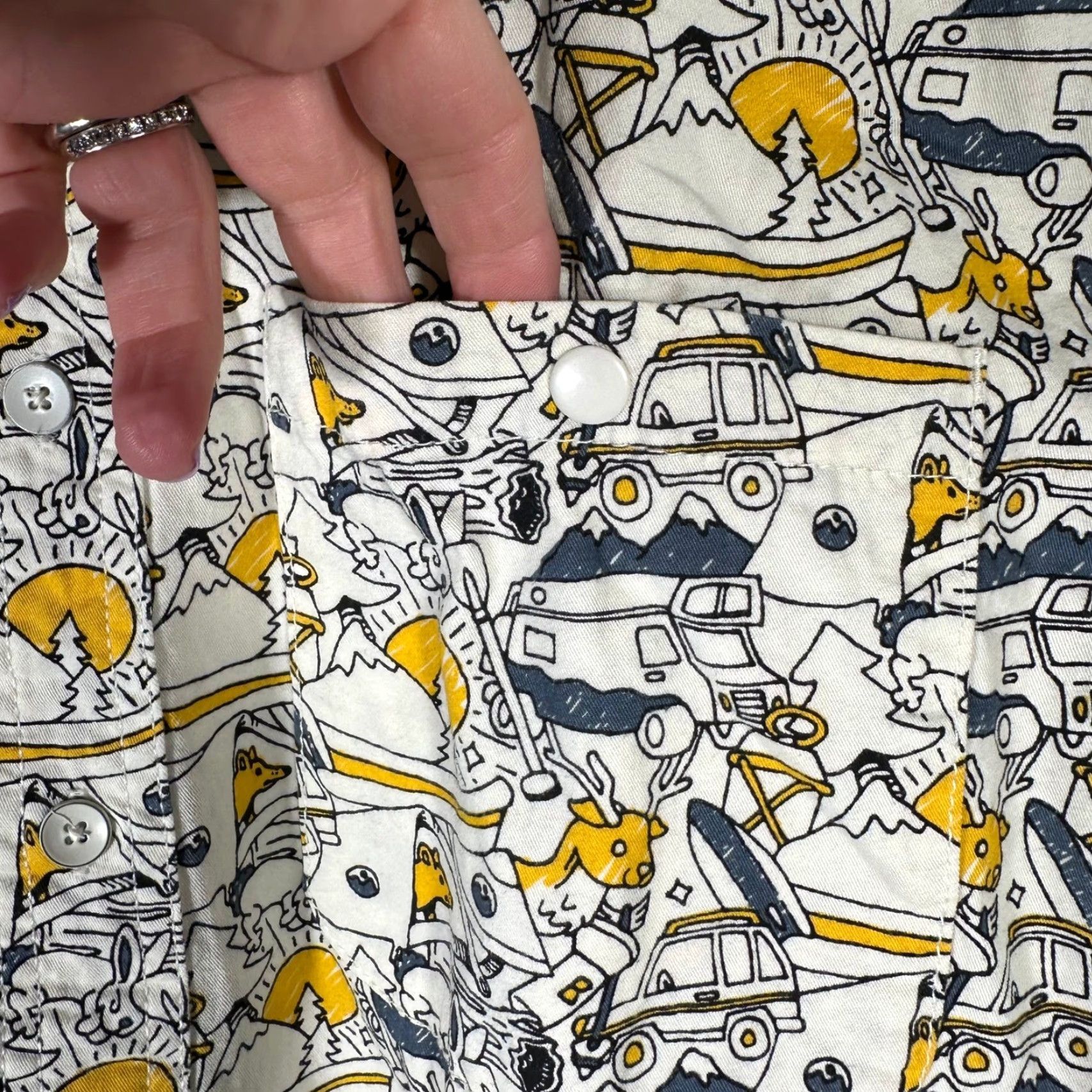 KAVU KAVU Mens Long Sleeve Button-Up Shirt Adventure Camper Print White XL Size US XL / EU 56 / 4 - 2 Thumbnail