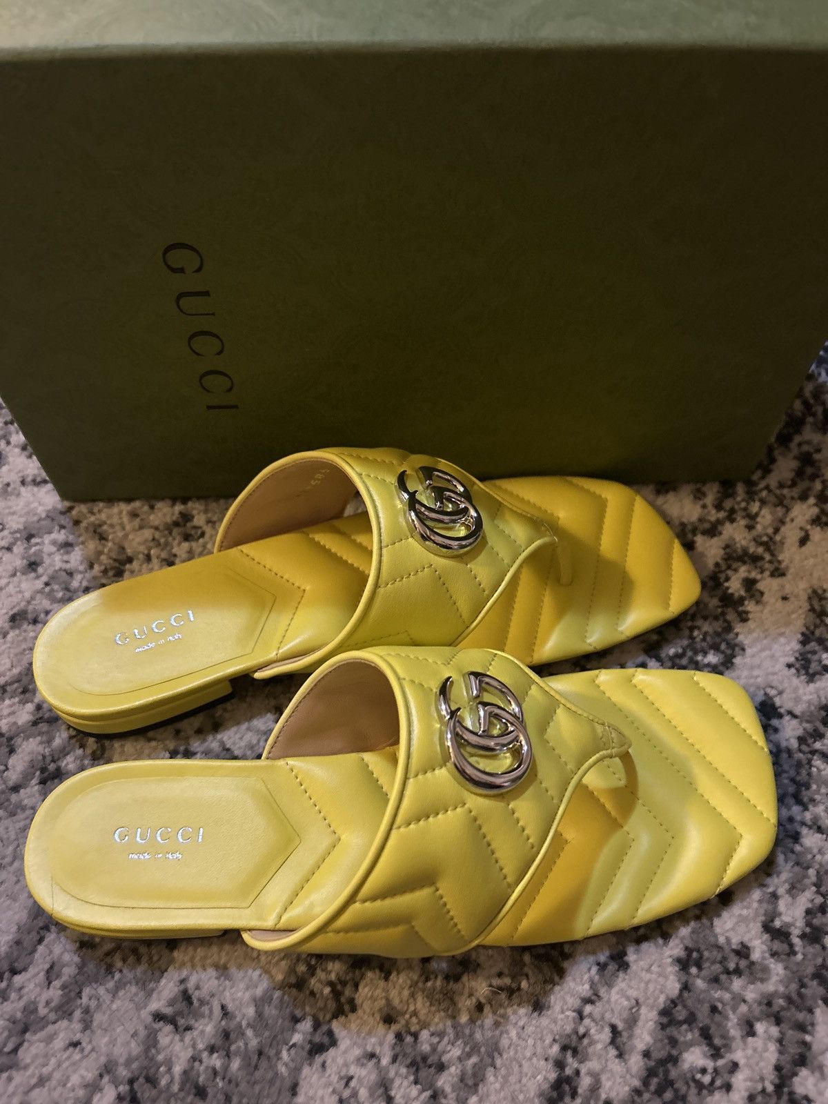 Gucci Gucci Double G Thong Sandal Flip Flop Acid Lime Size US 10 / IT 40 - 5 Thumbnail