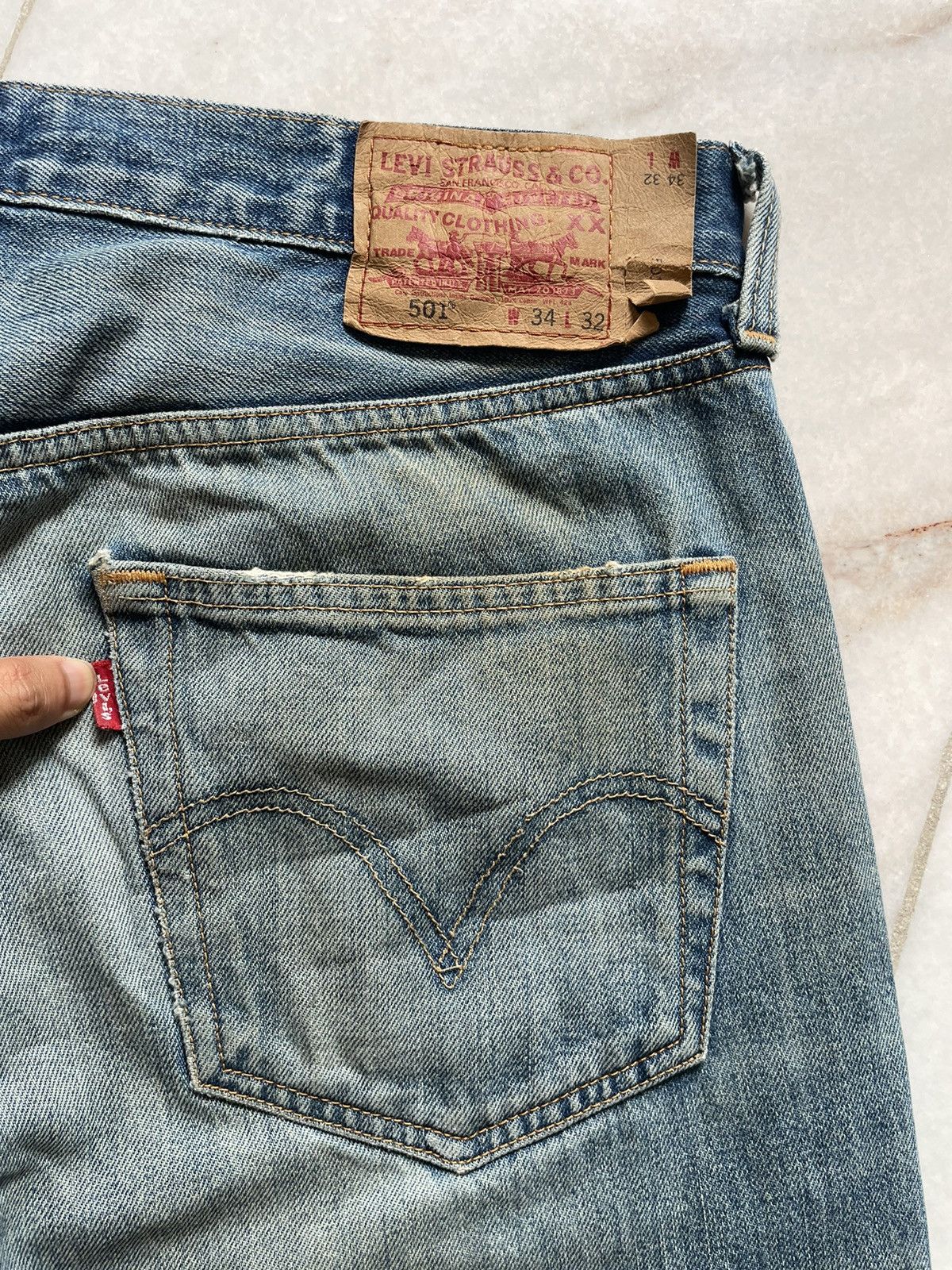 Levi's Vintage y2k Levis 501 Jeans Size US 35 - 7 Thumbnail