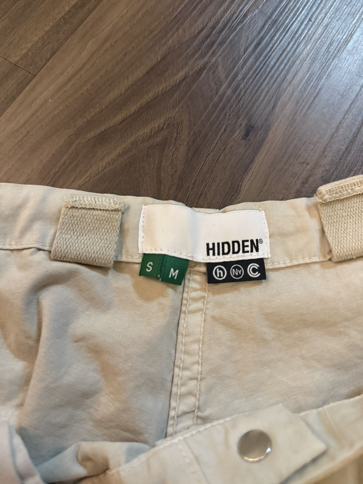 HIDDEN Hidden NY x ASICS Utility Cargo Khaki Adjustable Fit, S/M Size US 35 - 4 Thumbnail