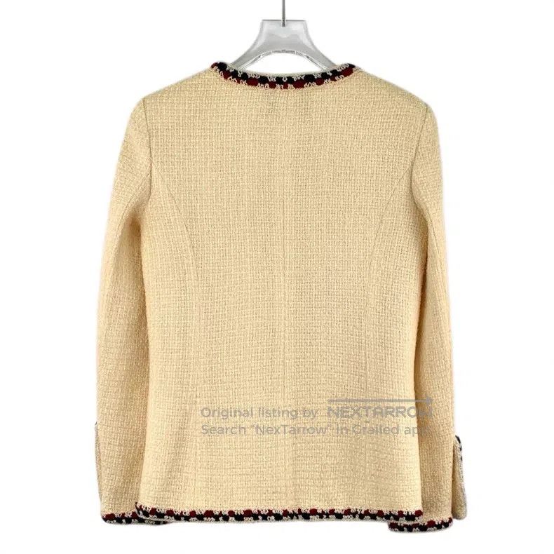 Chanel Chanel Beige wool round neck single-breasted long-sleeved Size XS / US 0-2 / IT 36-38 - 2 Thumbnail